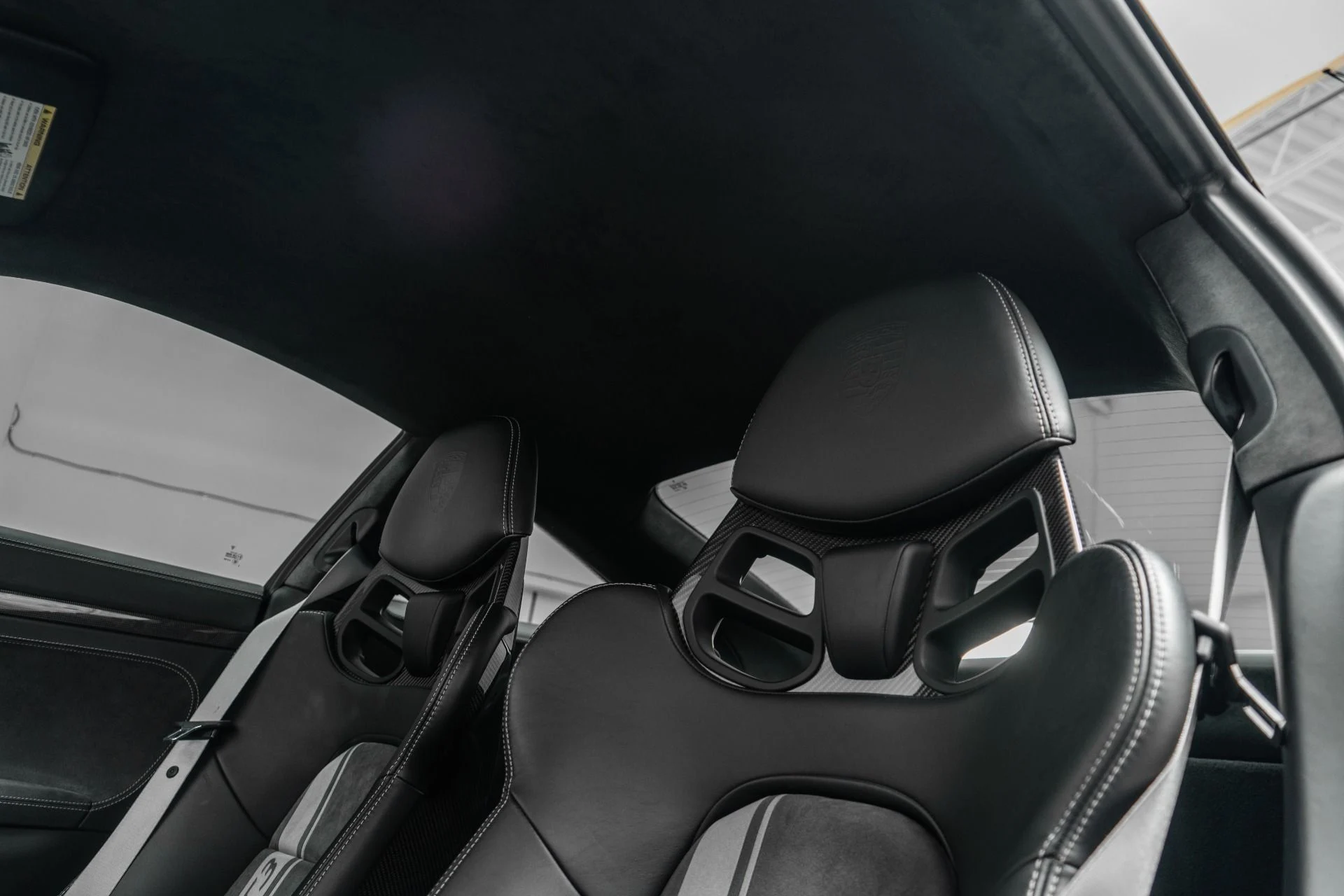 mph017_3476090165_Used_2019_Porsche_911_GT_3_6_Speed_Manual_Carbon_Buckets_Extended_Leather_1779893213_2df59f4f29