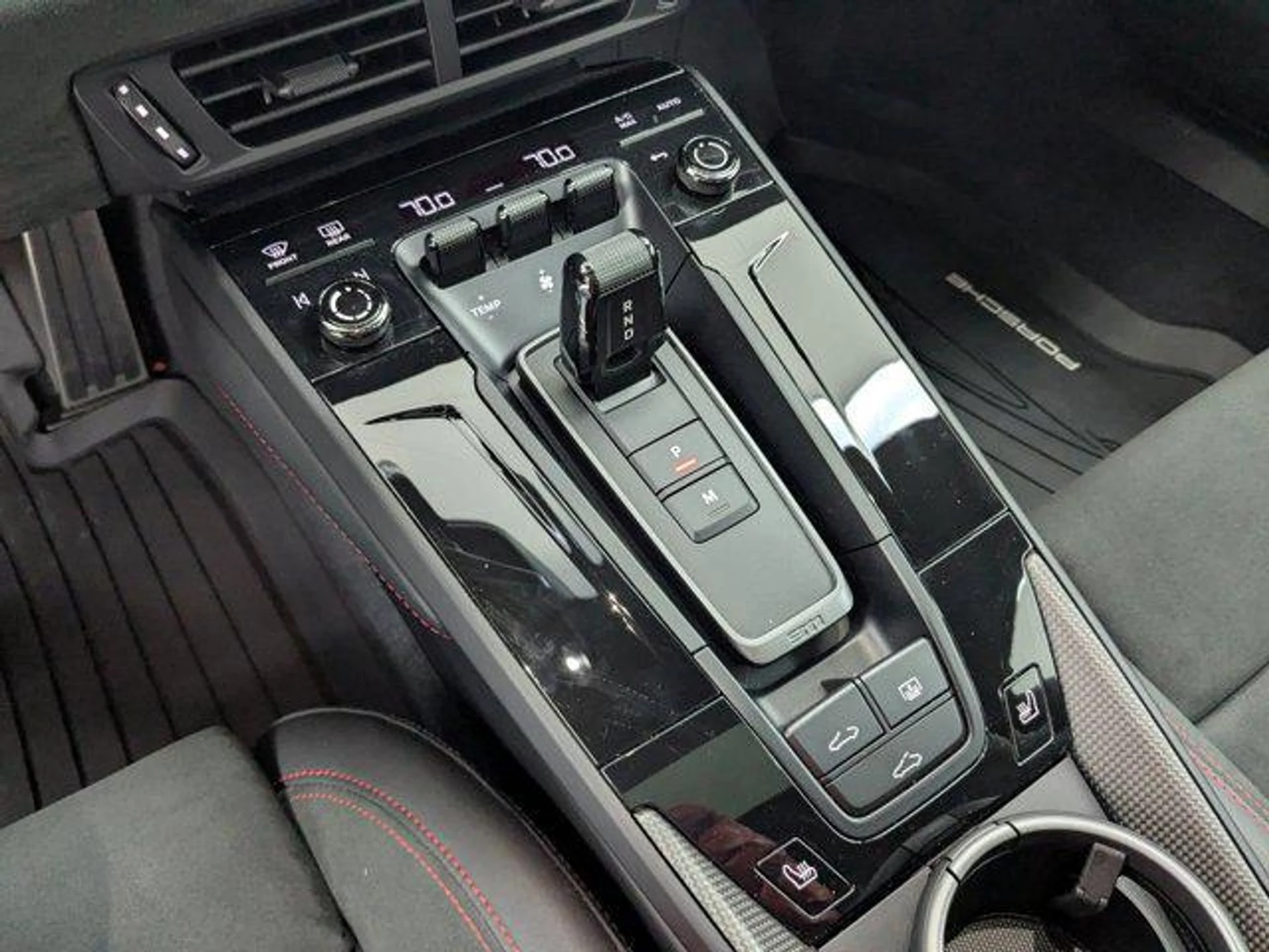 mph017_3486586243_js_Vp_Vr648n_CMZMF_1_Vd_N8x_R6t9_Us_254e8ae11a