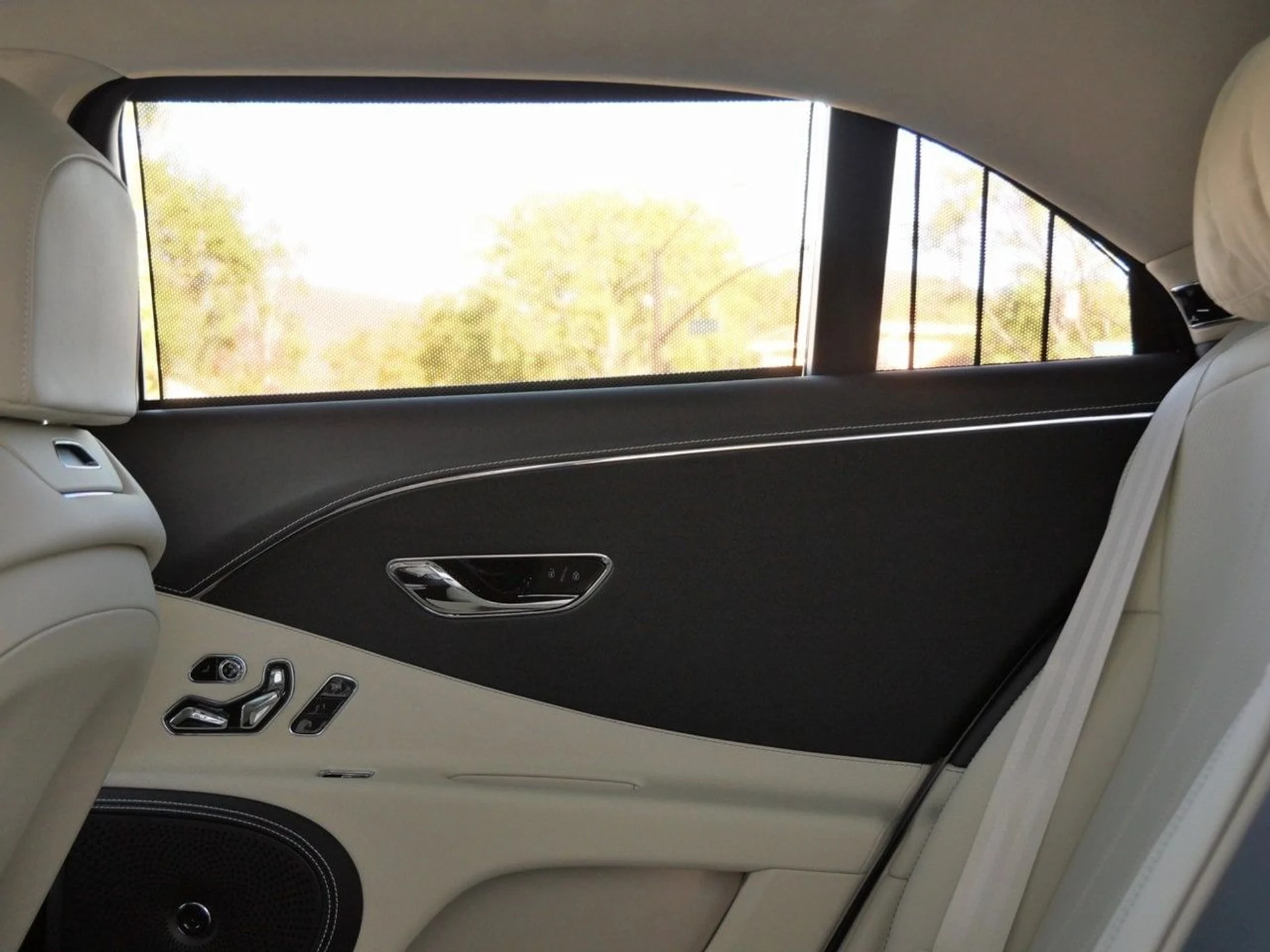 mph017_3491358485_22079fc7ac0832f2f224da4a9e6c7813x_ed821e1ece