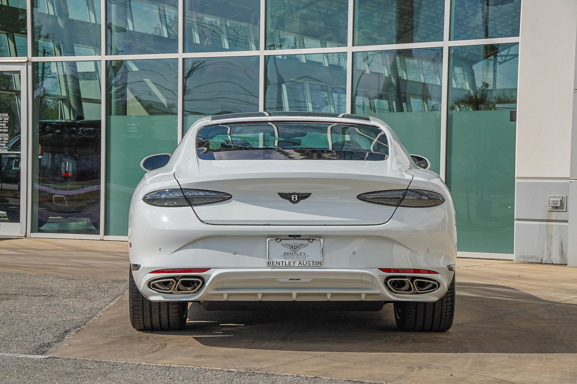 mph017_3493724278_Hi_Tech_Luxury_Imports_LLC_SCBCR_2_ZG_8_TC_024812_image_17_070c024886