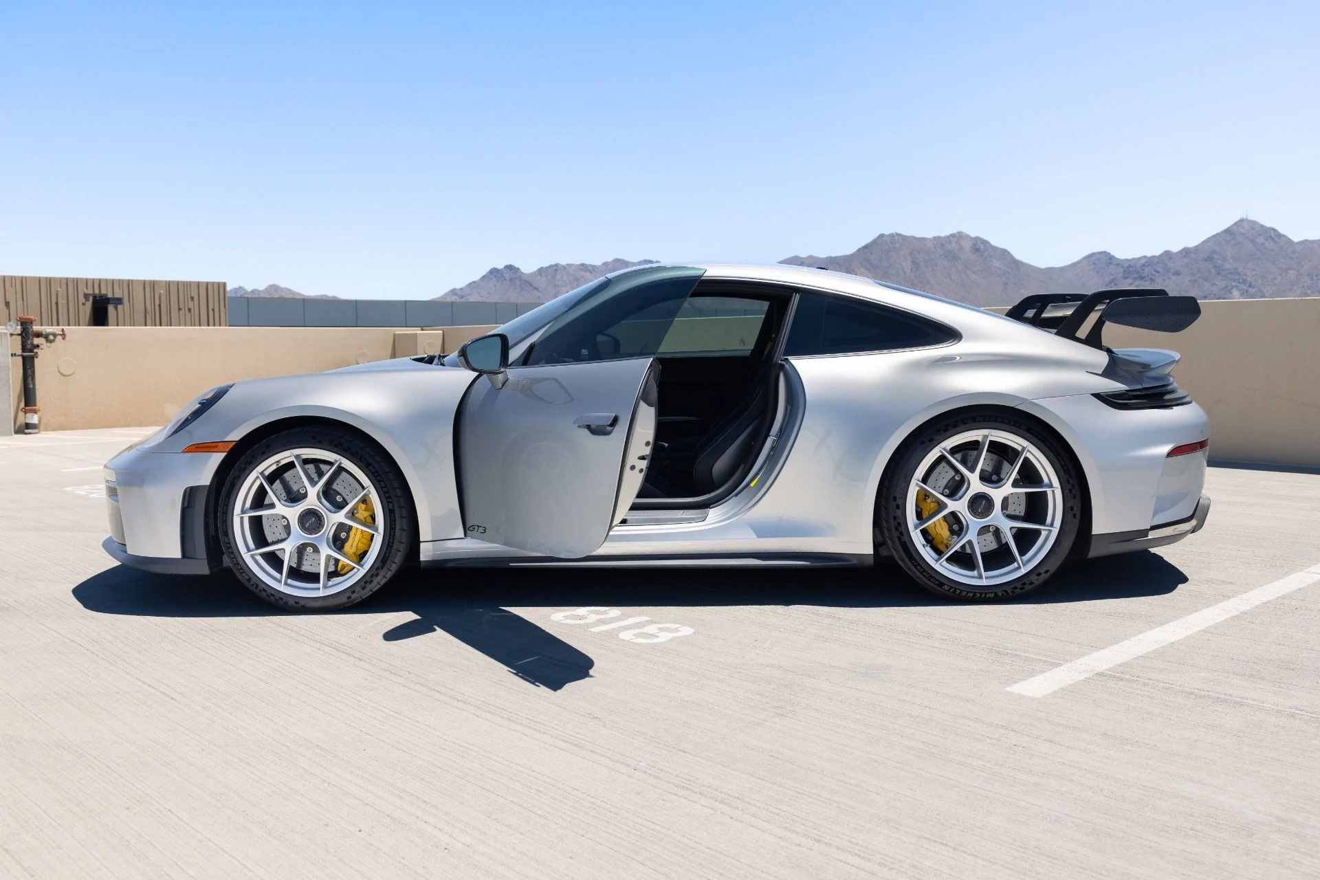 mph017_3496696469_Used_2026_Porsche_911_GT_3_1782859004_0524a73573