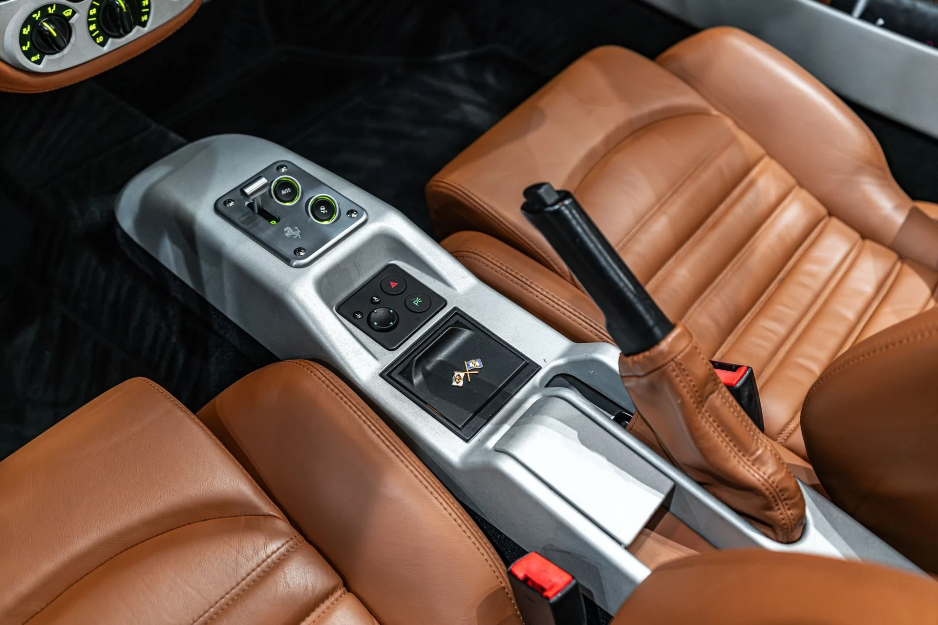 mph017_3497668763_13123_p18_l_bc97293062