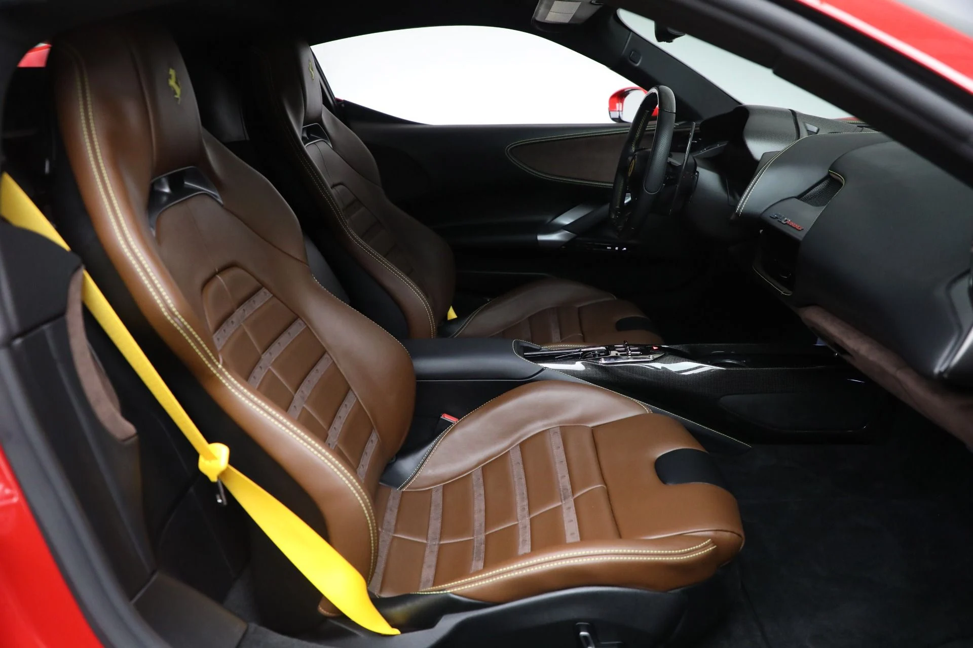 mph017_3499986536_Used_2022_Ferrari_SF_90_Stradale_1761420525_549bf1a02b