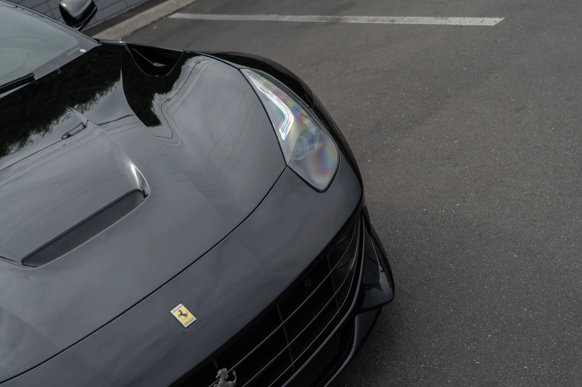 mph017_3501044956_Used_2014_Ferrari_F12berlinetta_1756490493_bb2a9dd966