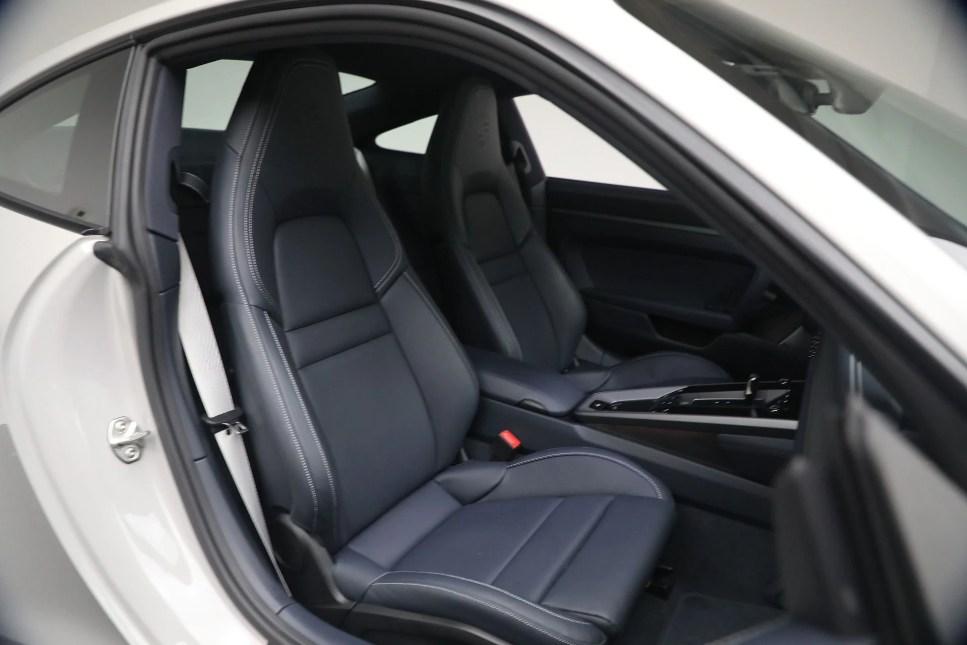 mph017_3501642688_Used_2025_Porsche_911_Carrera_S_1774555687_29d3fac0f0