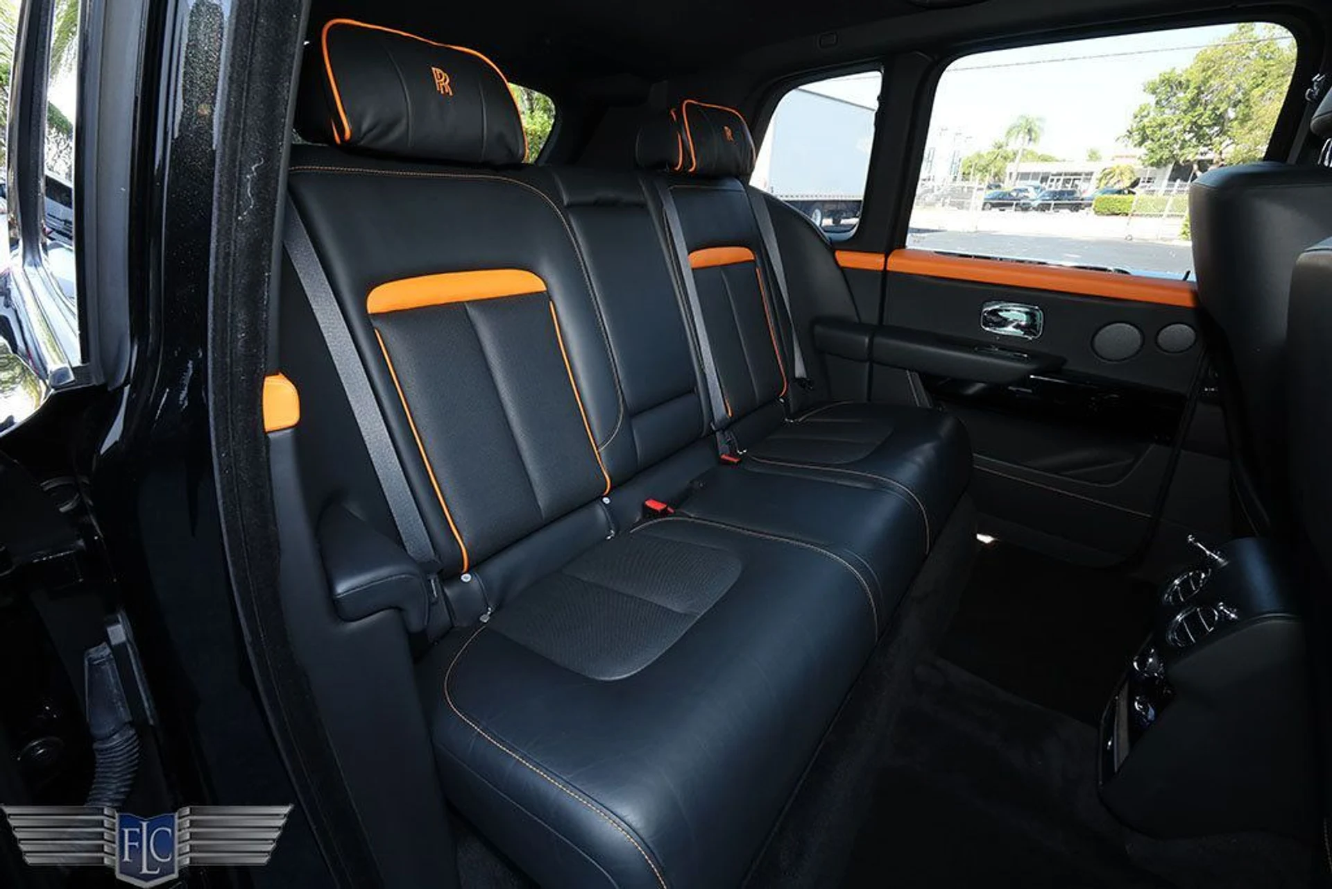 mph017_3508991244_used_2022_rolls_royce_cullinan_sportutility_6305_22954995_18_1024_52dddabfee