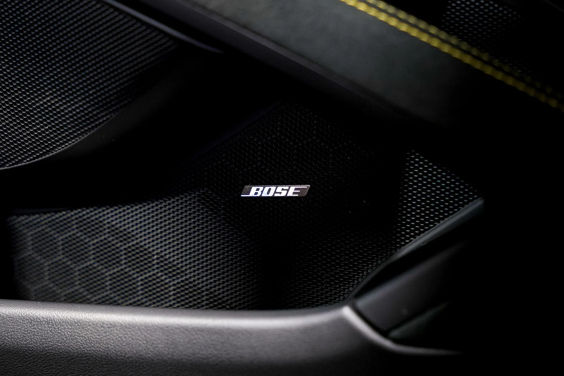 mph017_3510744437_f932977384e185b2803d6f30cad56c24x_5e2ce9d9c3