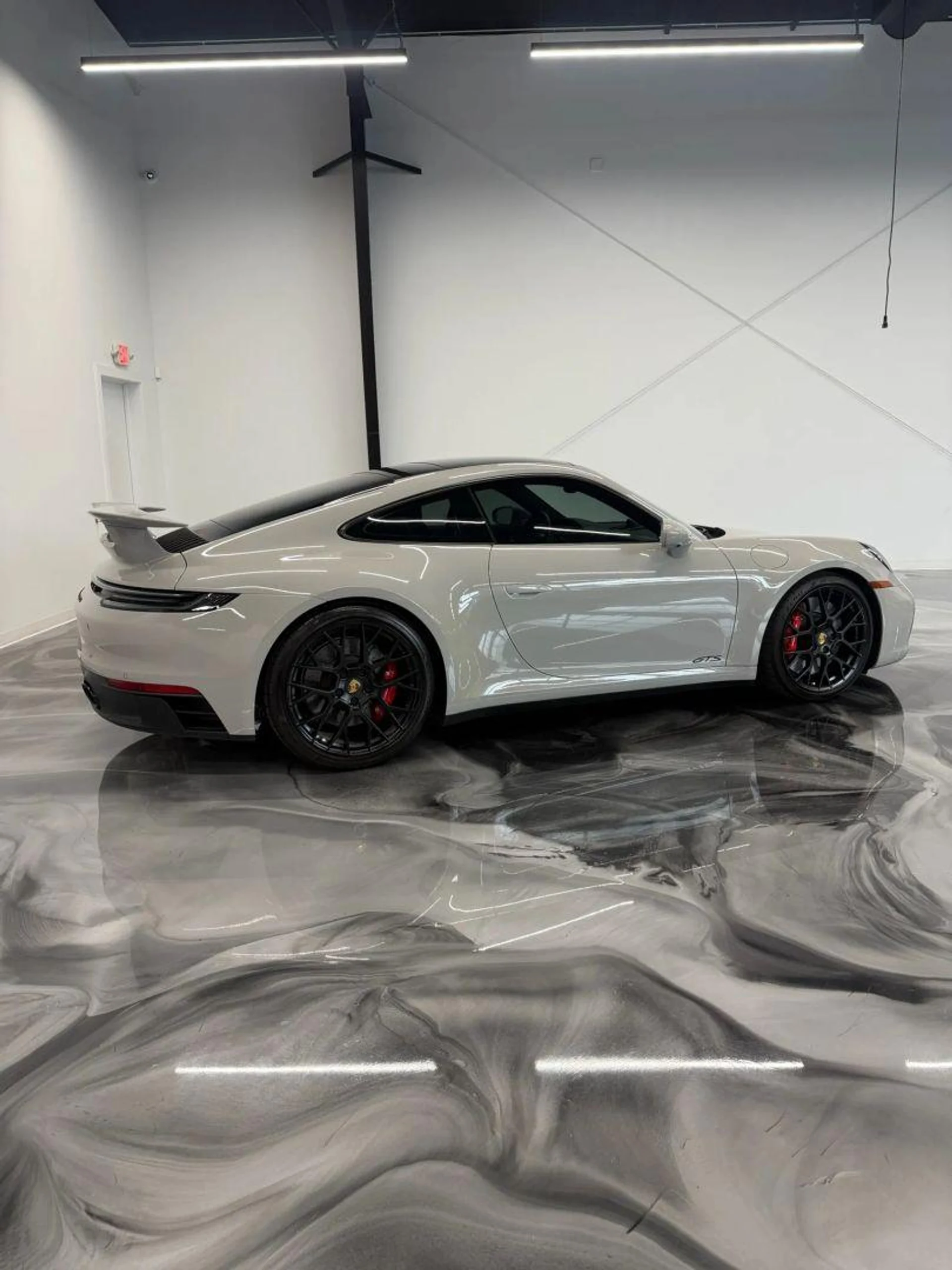 mph017_3512884326_Used_2023_Porsche_911_Carrera_4_GTS_Coupe_2_D_1783726027_67177796fa
