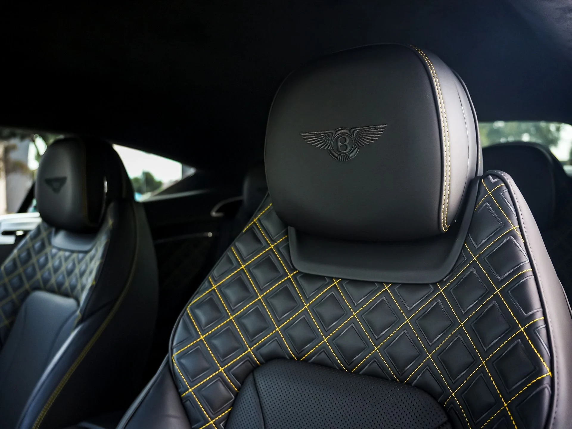 mph017_3515798885_Hi_Tech_Luxury_Imports_LLC_SCBCT_2_ZG_6_NC_098069_image_17_eb61f14bd0