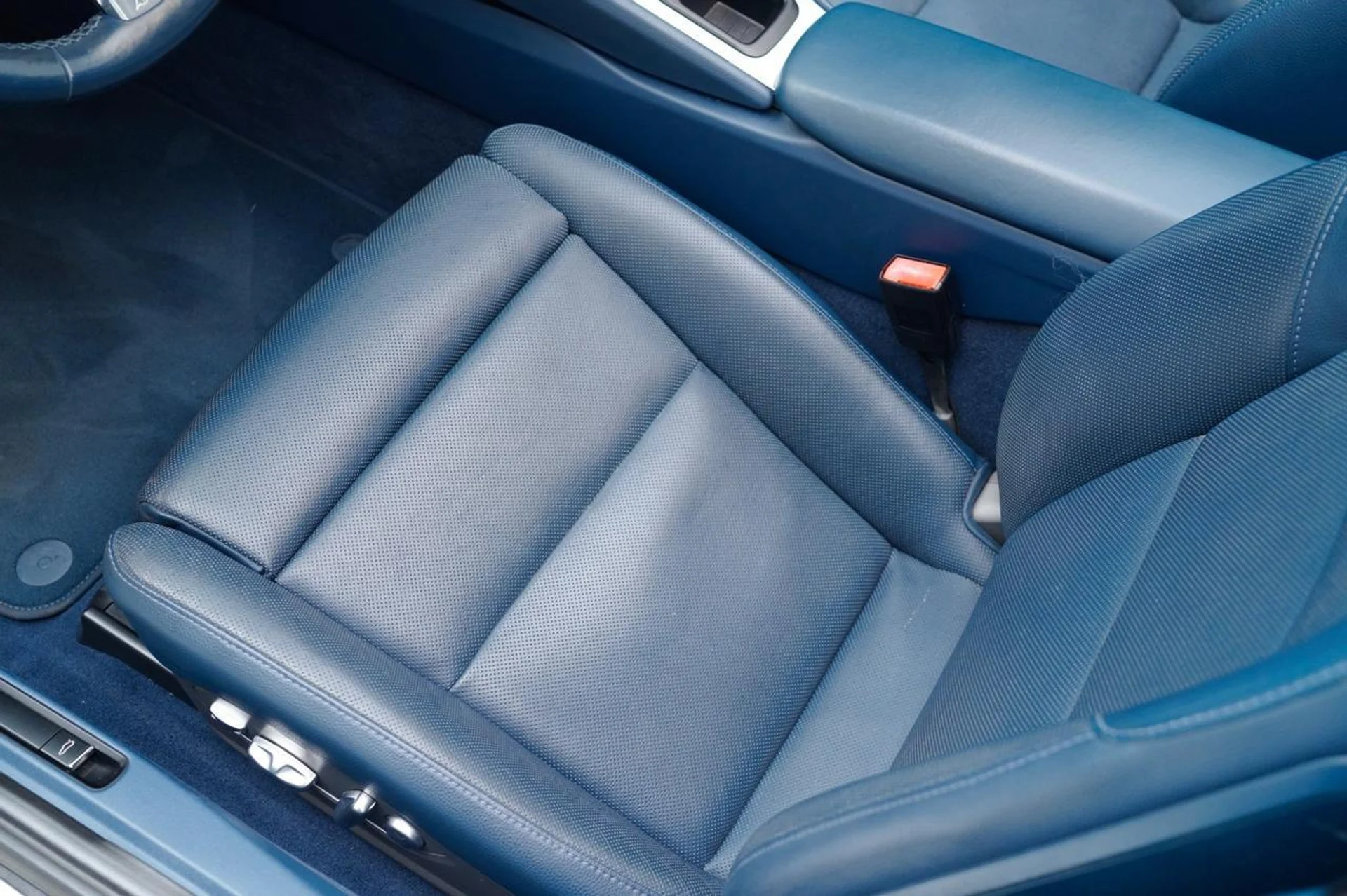 mph017_3517899882_831c8b44e607a8417f2562aed410da4d_1037313669