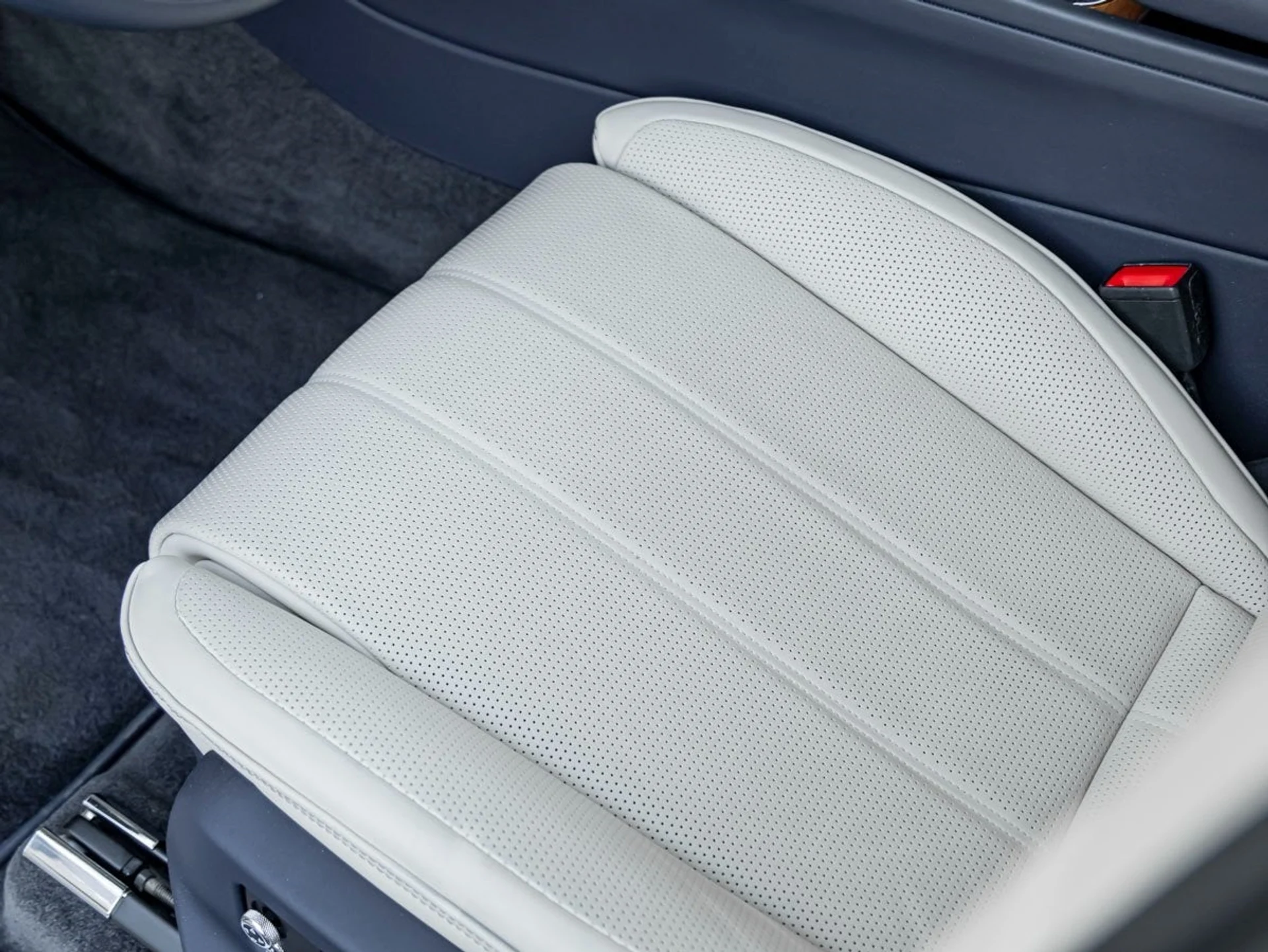 mph017_3518870908_18_8cfb5a5fa1