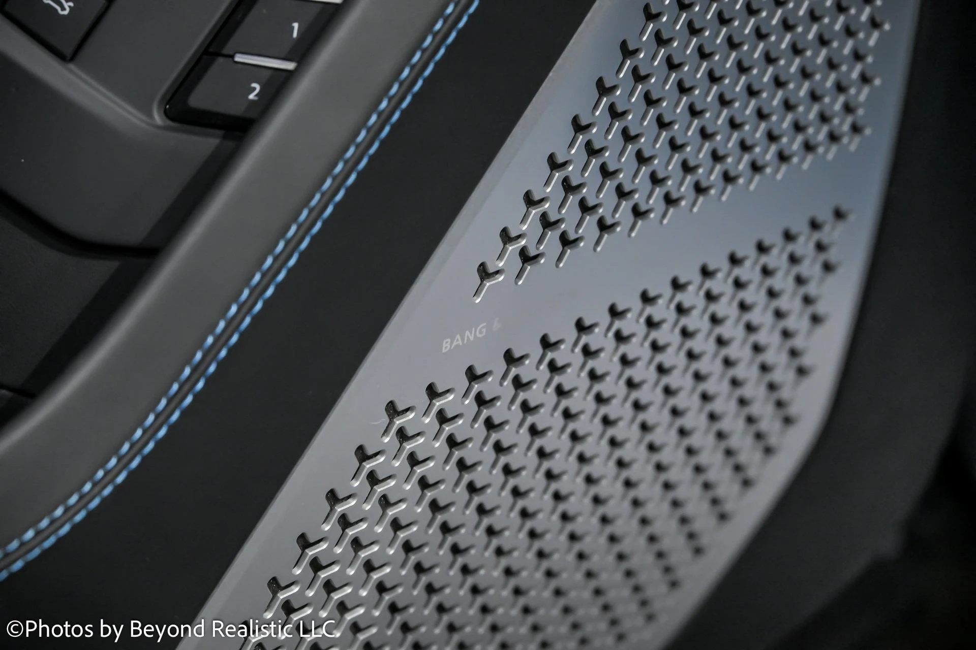 mph017_3519610645_Used_2023_Lamborghini_Urus_S_1766137474_f4bef136b6