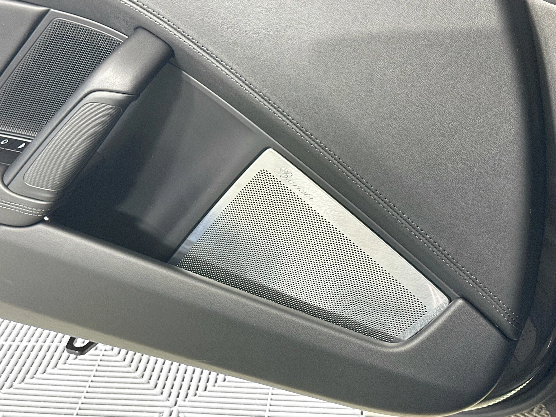 mph017_3521717346_18_e2e757d8cf