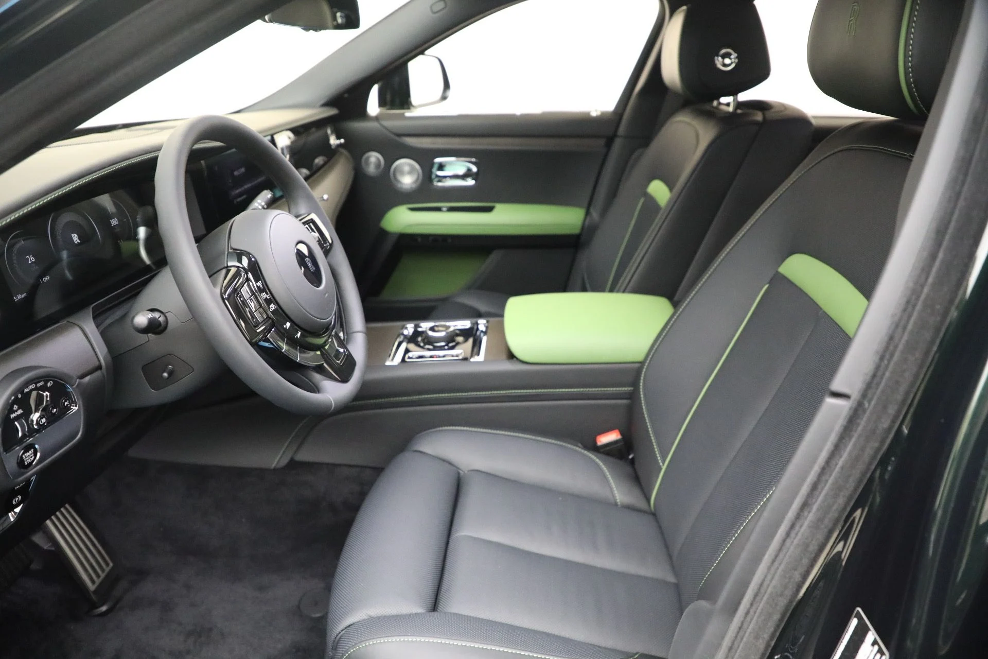 mph017_3523887713_New_2026_Rolls_Royce_Ghost_e27a4fd3a7