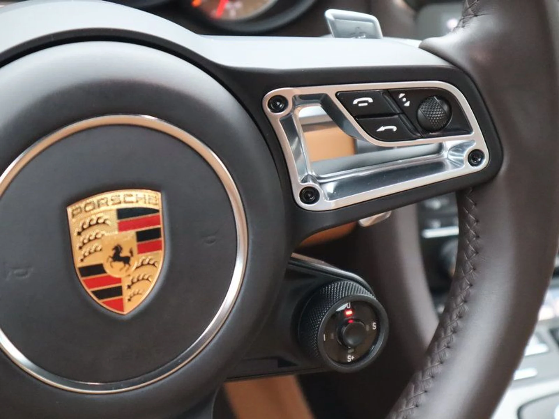 mph017_3539271913_37129809_00582_77927e6f8d3c8d8dc531029d9668a29e_9c5eb56b31