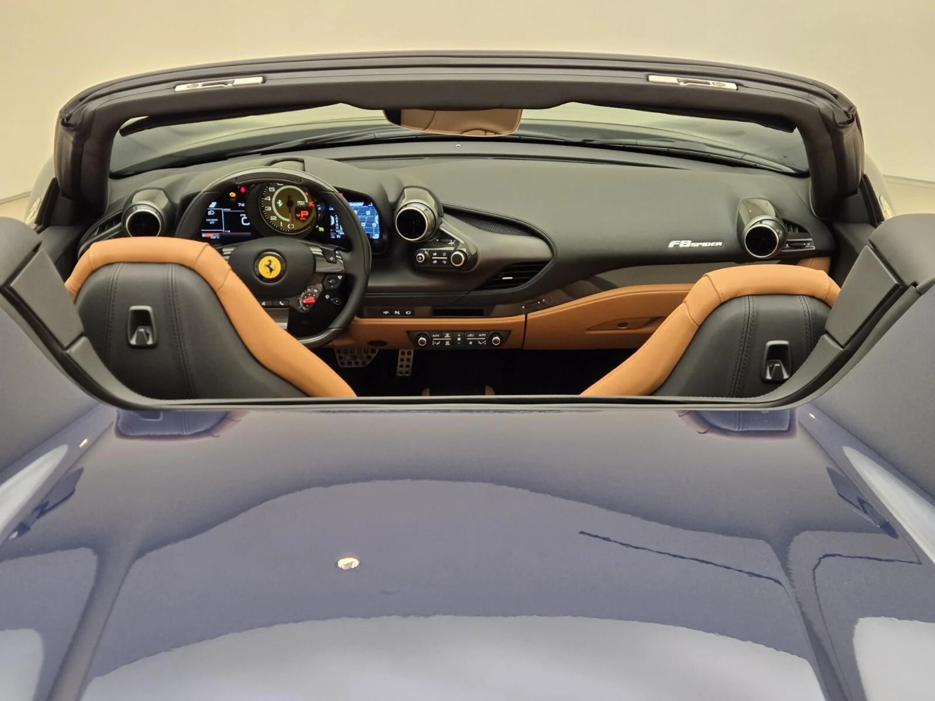 mph017_3546571784_Used_2022_Ferrari_F8_Spider_1753250639_e7abce7f6f