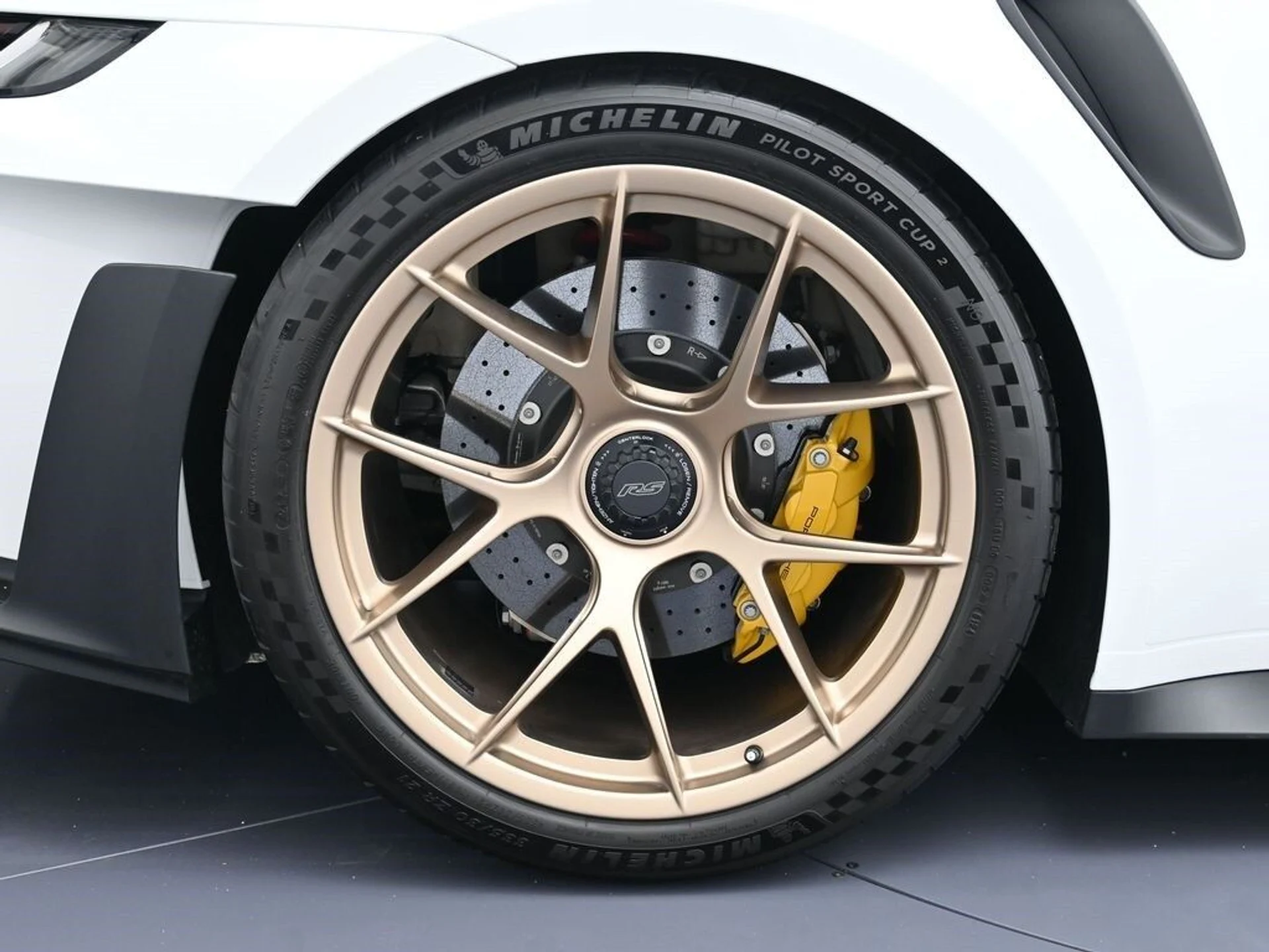 mph017_3549853489_b4527628a16892c912c60c1d2f6dd6f6x_af89399f25