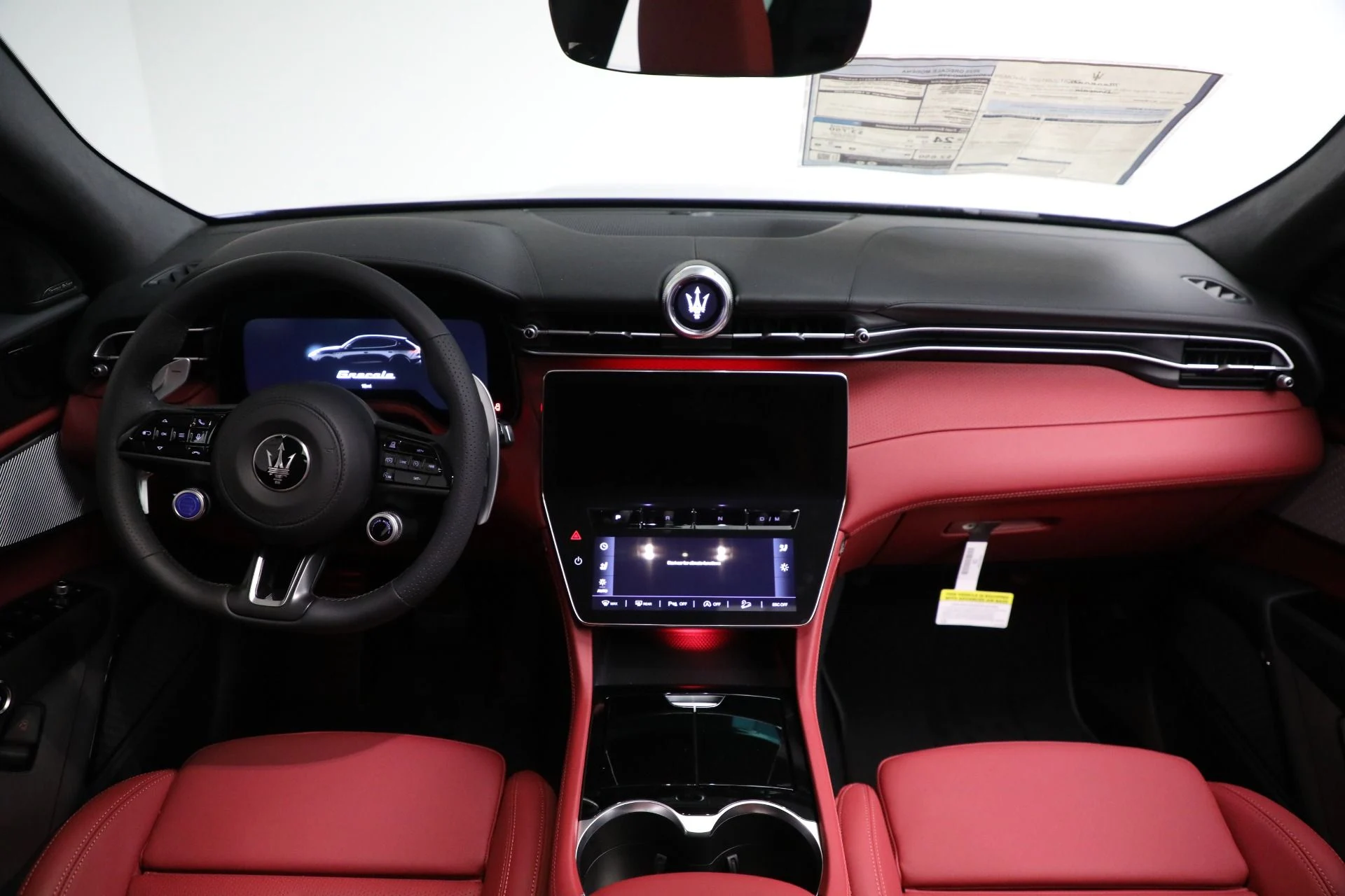 mph017_3552583105_New_2025_Maserati_Grecale_Modena_28e5eb018c