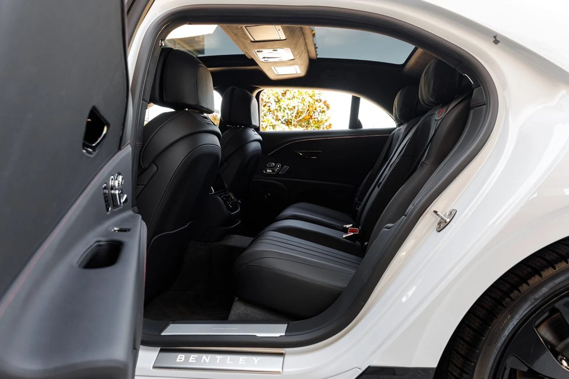 mph017_3553403803_f49055aa7c7ac7d29d493945e3fcd733x_b34d9968d5