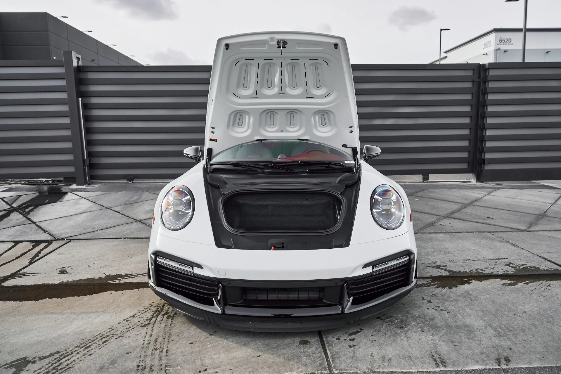 mph017_3554397069_Used_2024_Porsche_911_Turbo_S_1767751433_f15de610fc