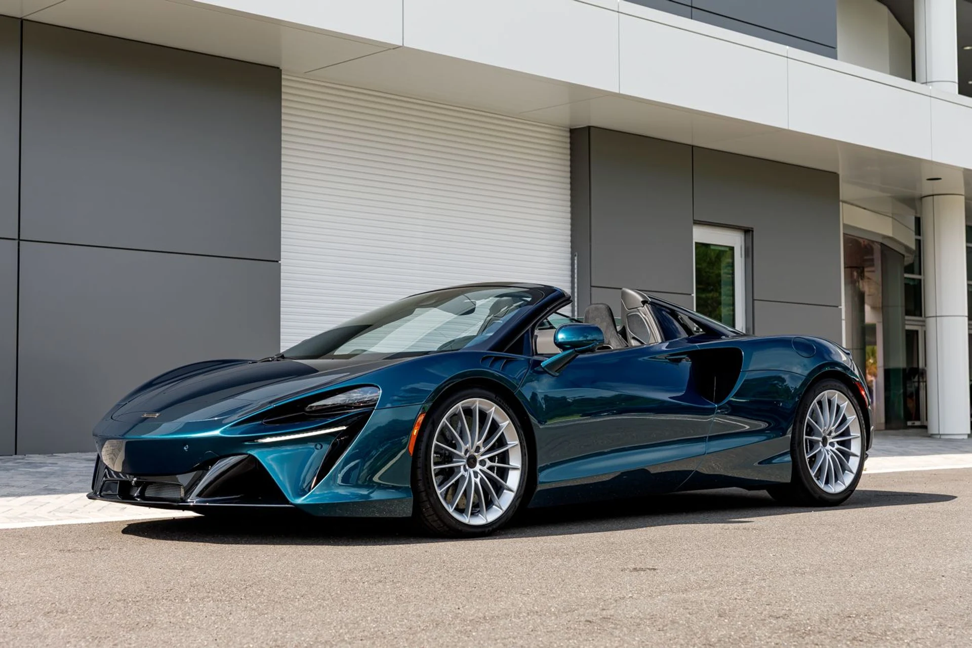 mph017_355513985_New_2026_Mc_Laren_Artura_Spider_e7e856889e