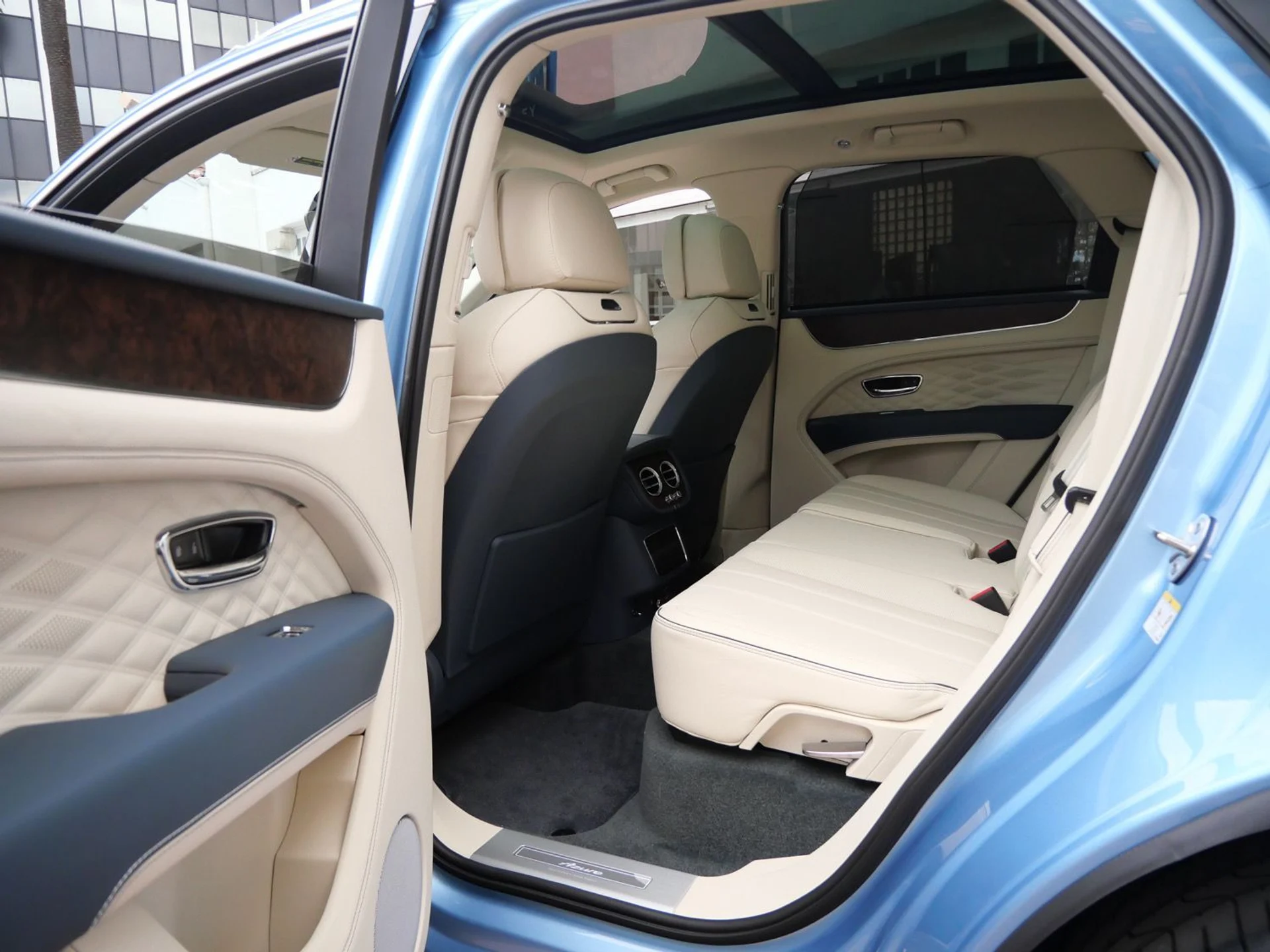 mph017_3557072315_1af2b4f1627514ca351c98520a82d4bex_629e156f81