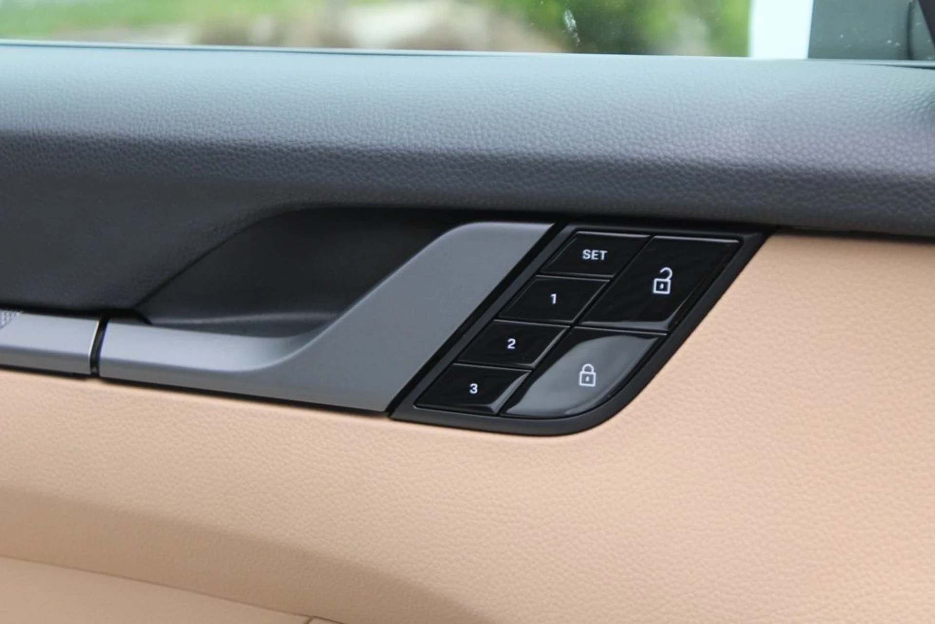 mph017_3562165538_d70c21aac6753c95980db268e97a2c12_faccc4d232