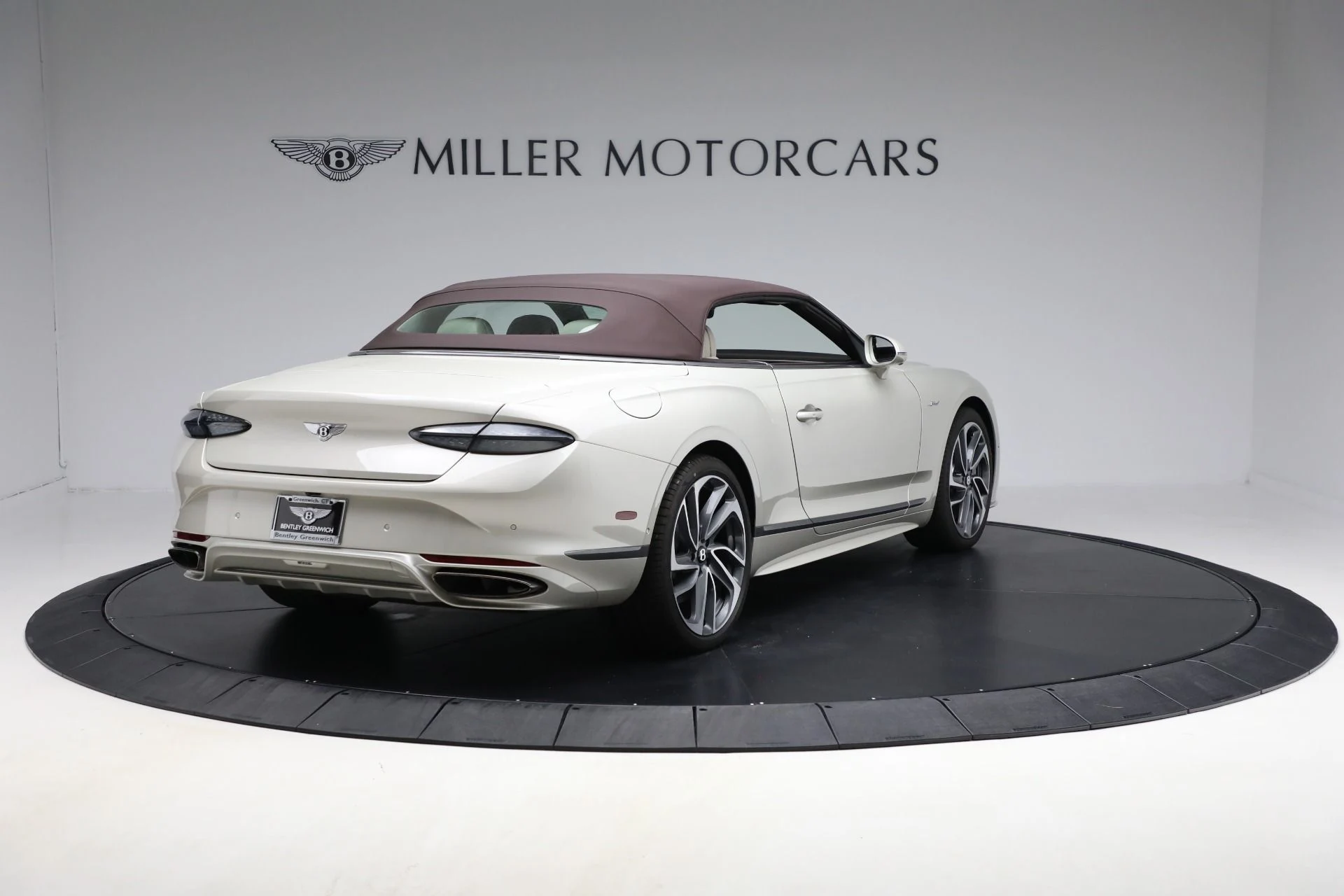 mph017_3565133915_New_2025_Bentley_Continental_GTC_Speed_99db9b3d7c