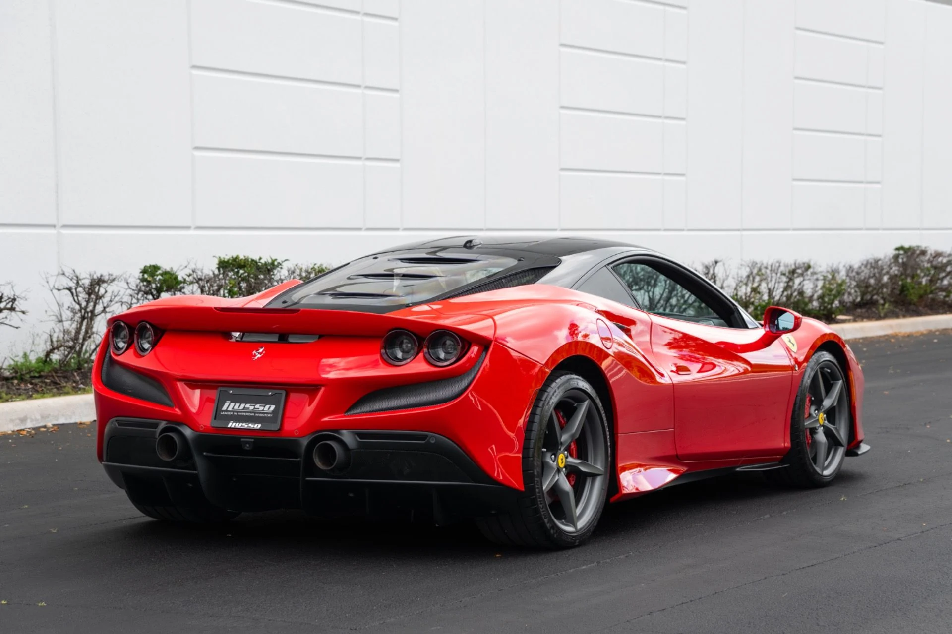 mph017_3576810836_Used_2022_Ferrari_F8_Tributo_1774670303_da1c17cc2b