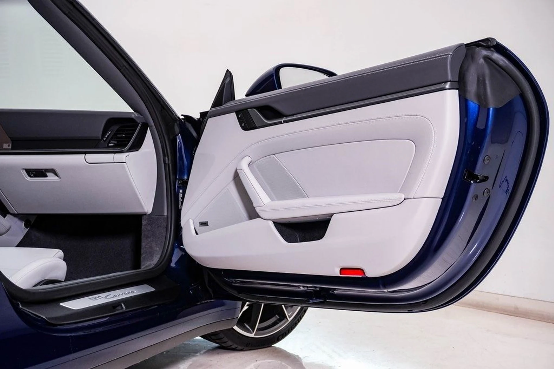 mph017_3578866165_b4f48ff25ff86cc22f2d0f186e599920x_c40619bd1f