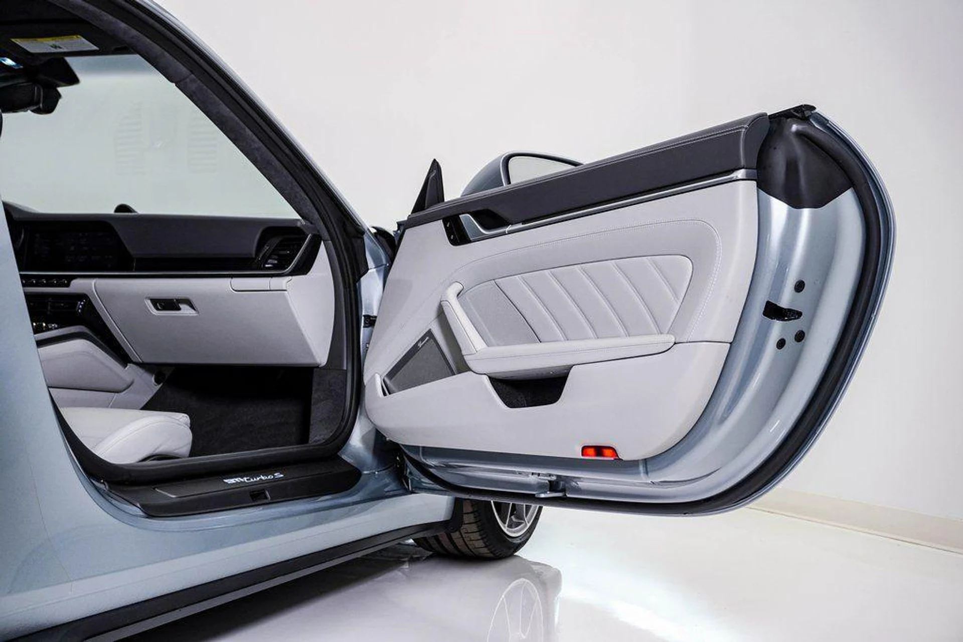 mph017_3587439562_r_MH_Txm5_Ek_V8_L_Kowu_Y_Oq50aw_Ov2_Y_2a9f76b982