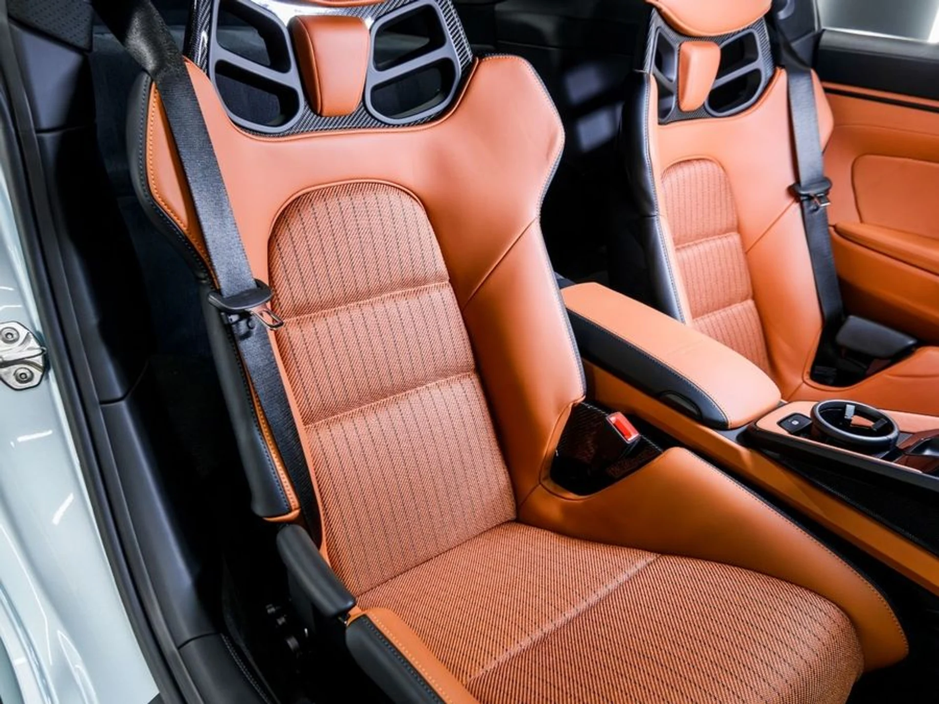 mph017_3592654332_699b8217_a830_4056_9d6e_1706d98dad33_e6f9938541