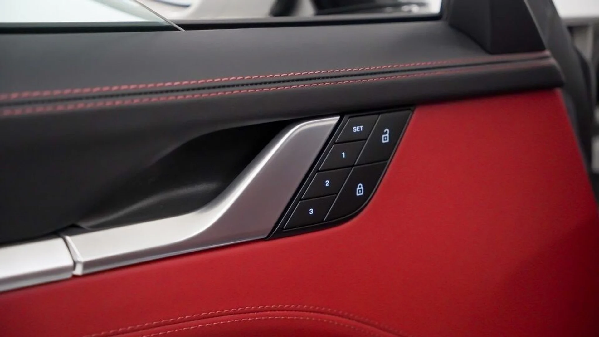 mph017_3594269058_e44b5beeaf72ab7a1ff11608da64cf91x_31d2e67ddc