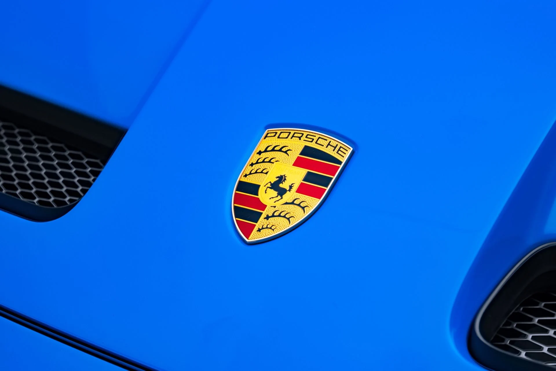 mph017_3597127454_Used_2023_Porsche_911_GT_3_1771960817_bac3f8ee2a