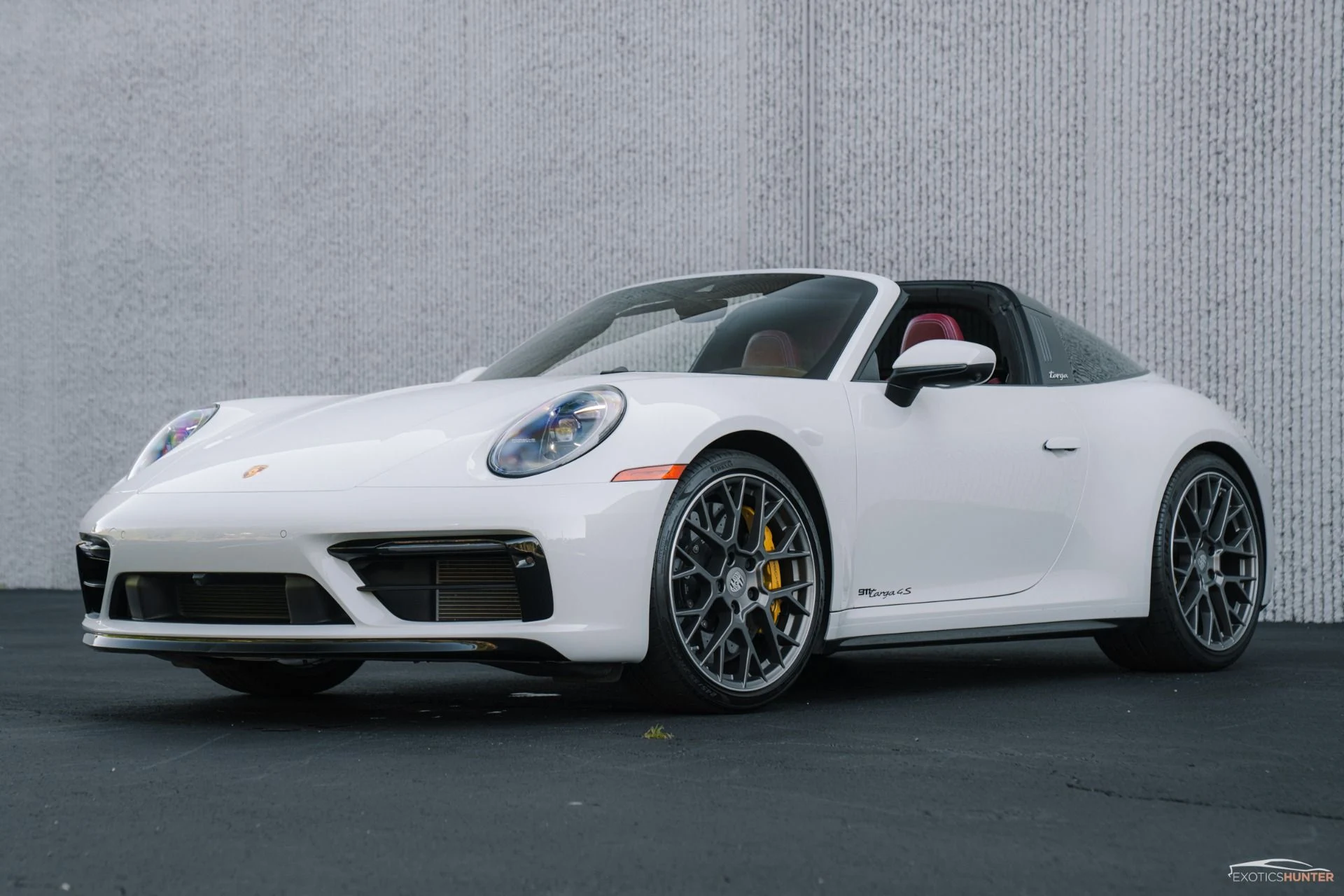 mph017_3597879766_Used_2022_Porsche_911_Targa_4_S_w_187_K_MSRP_CC_Bs_Premium_Package_1753913032_9454f882bb