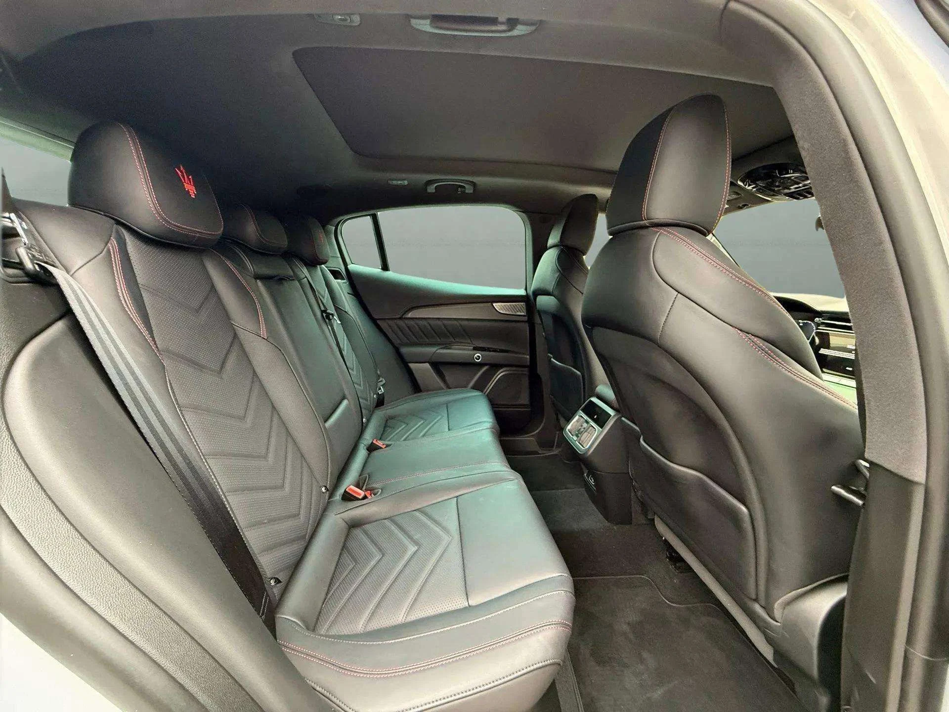 mph017_3603444321_d44a320da2314004b2a33dcbf920f6b0_9bfca27005