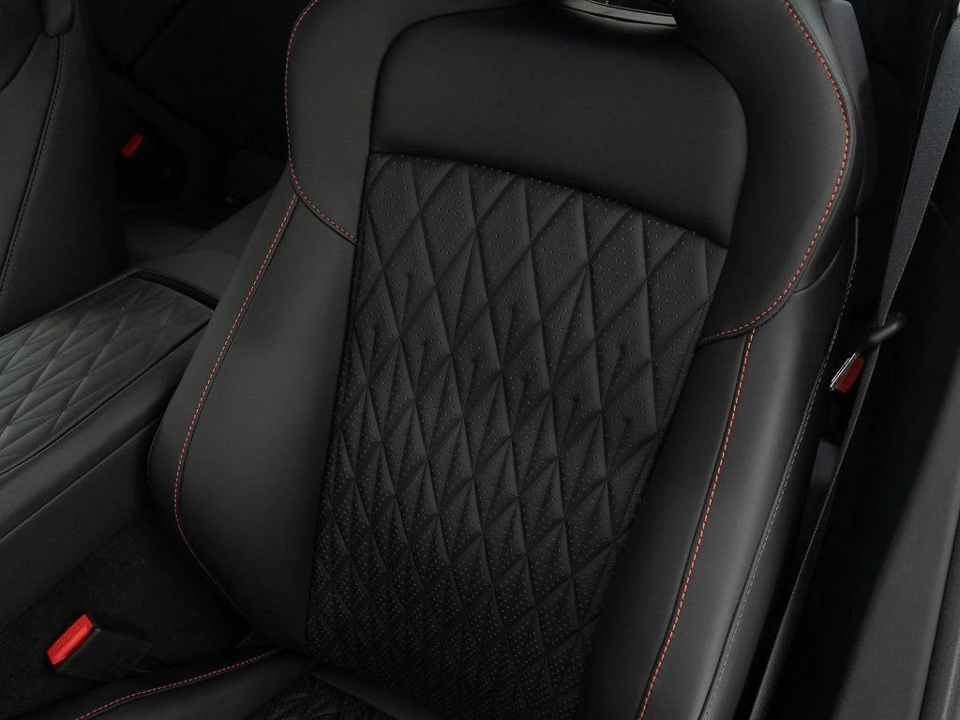 mph017_3614899389_b148cf0938e197908442519d4c5b4f3f_3192948ed7