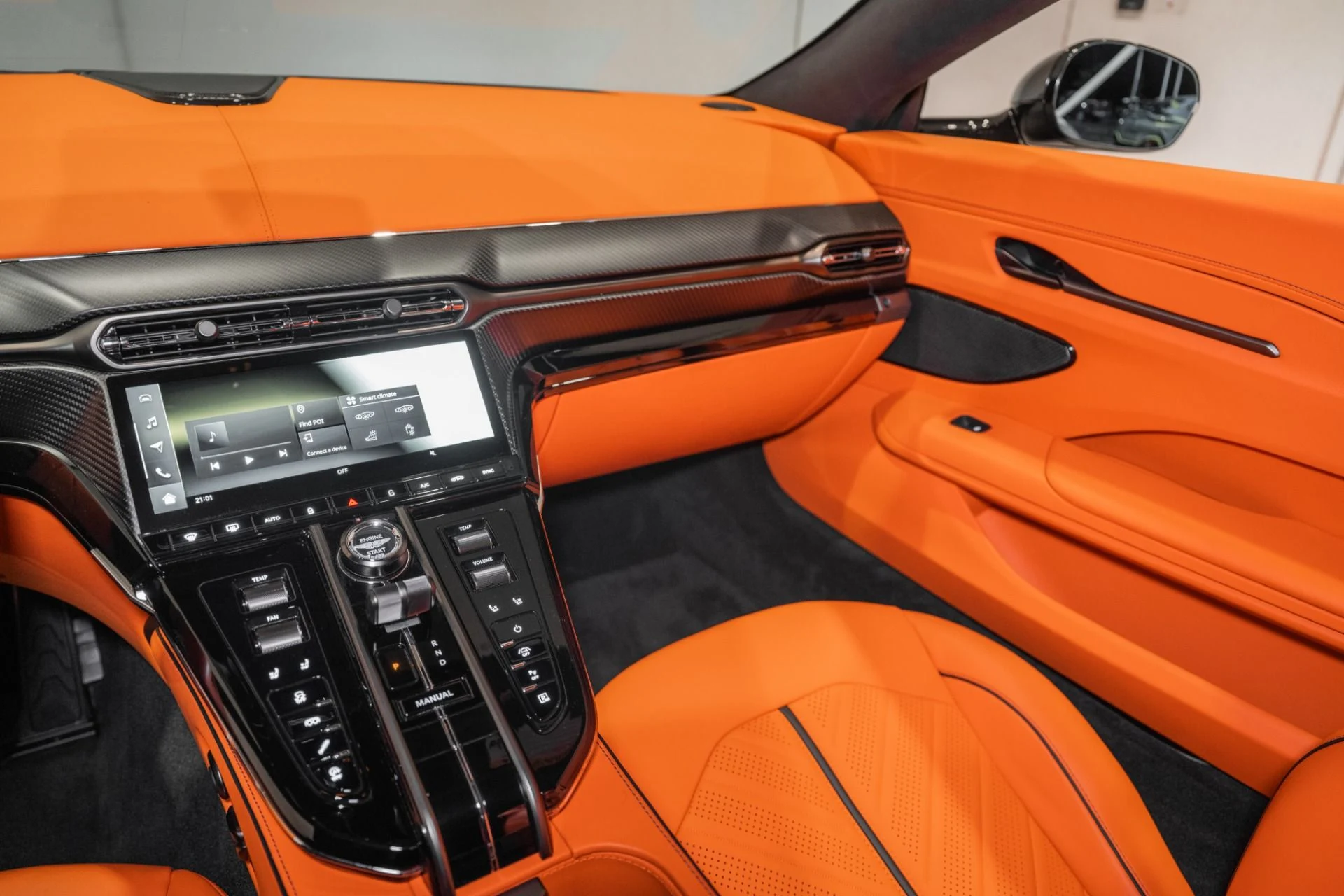 mph017_3617277055_Used_2026_Aston_Martin_Vantage_S_1778492725_160ca215d9