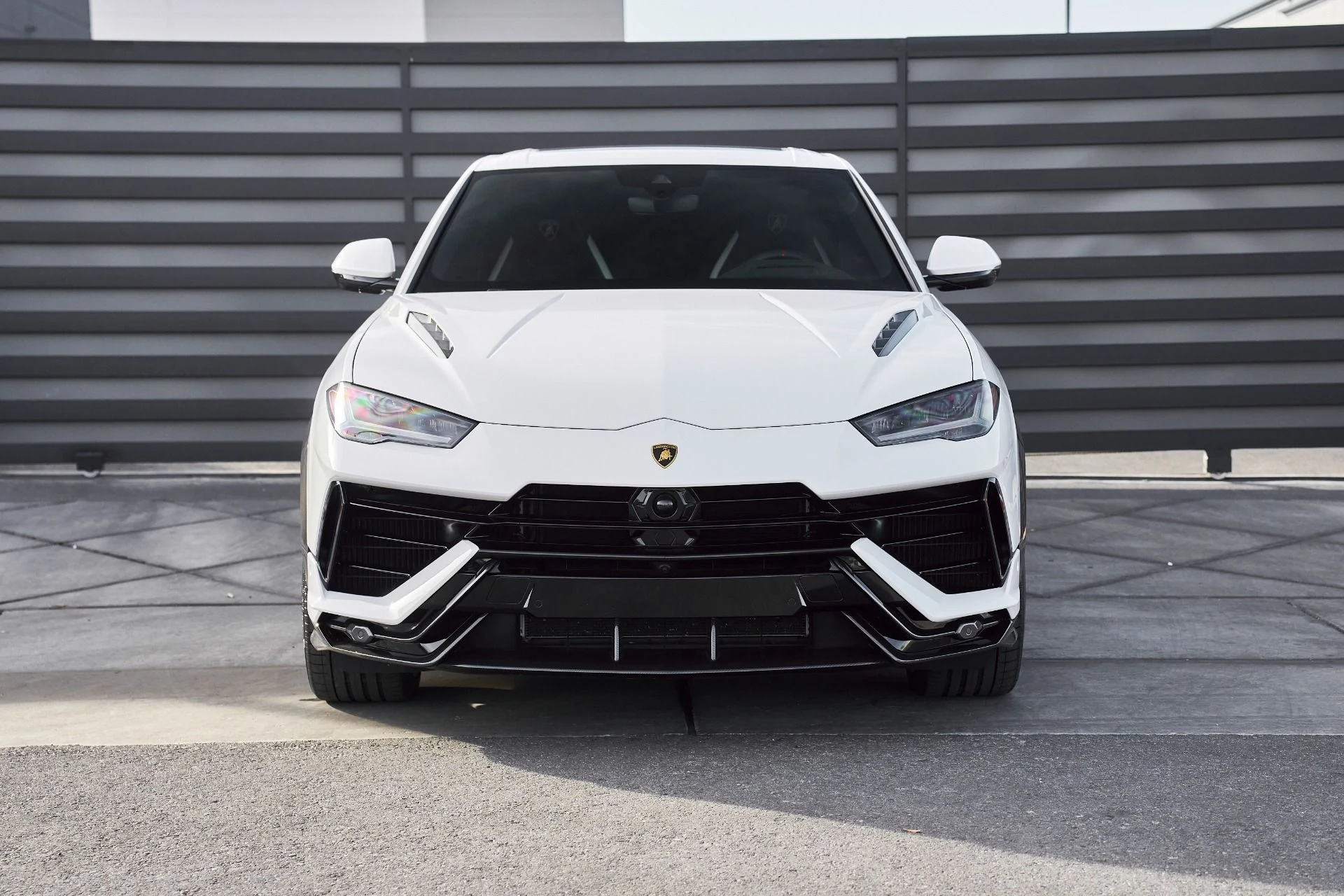 mph017_3622524190_Used_2024_Lamborghini_Urus_Performante_1764730684_43235aa725