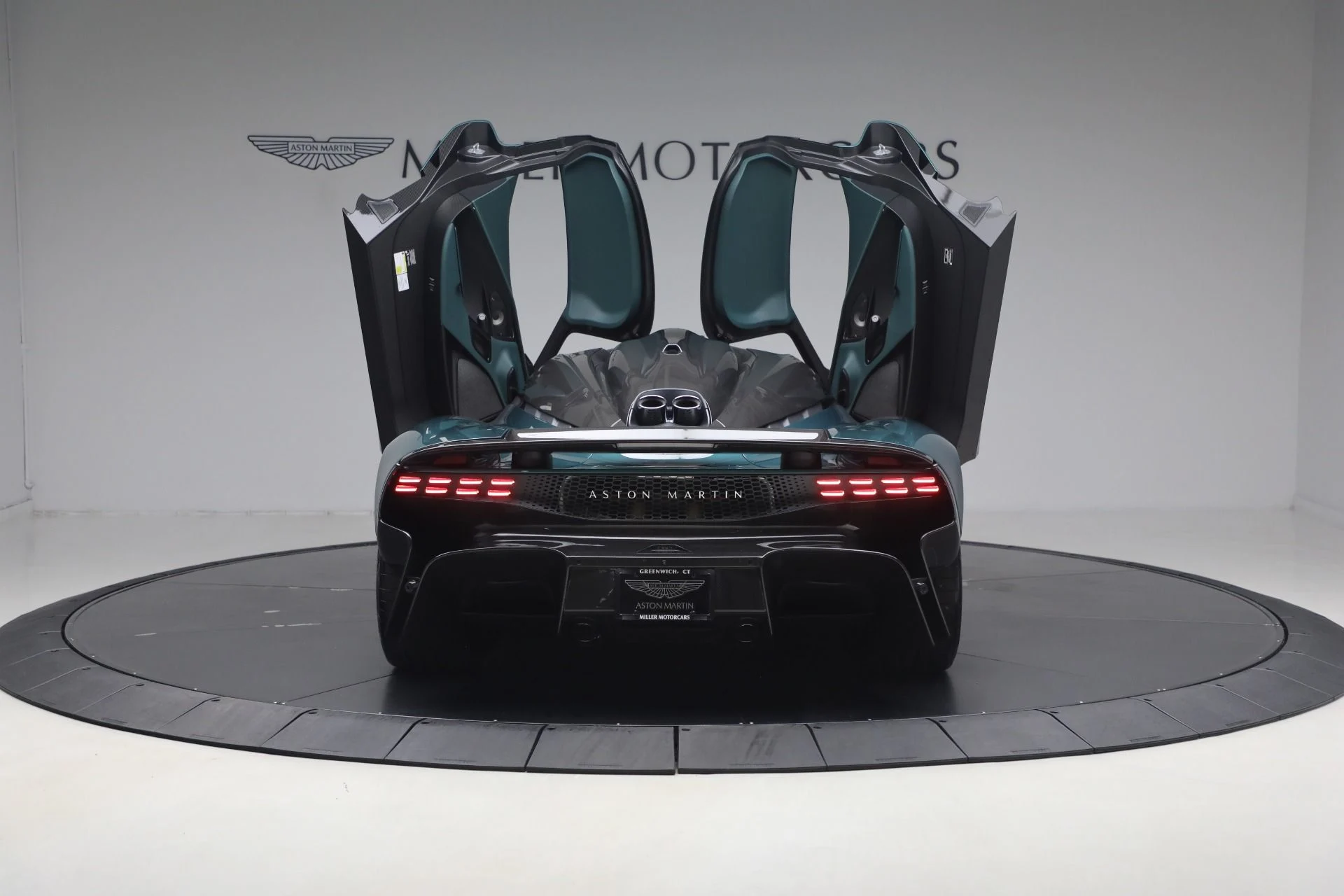 mph017_3631914976_New_2026_Aston_Martin_Valhalla_1779312484_63275227e5