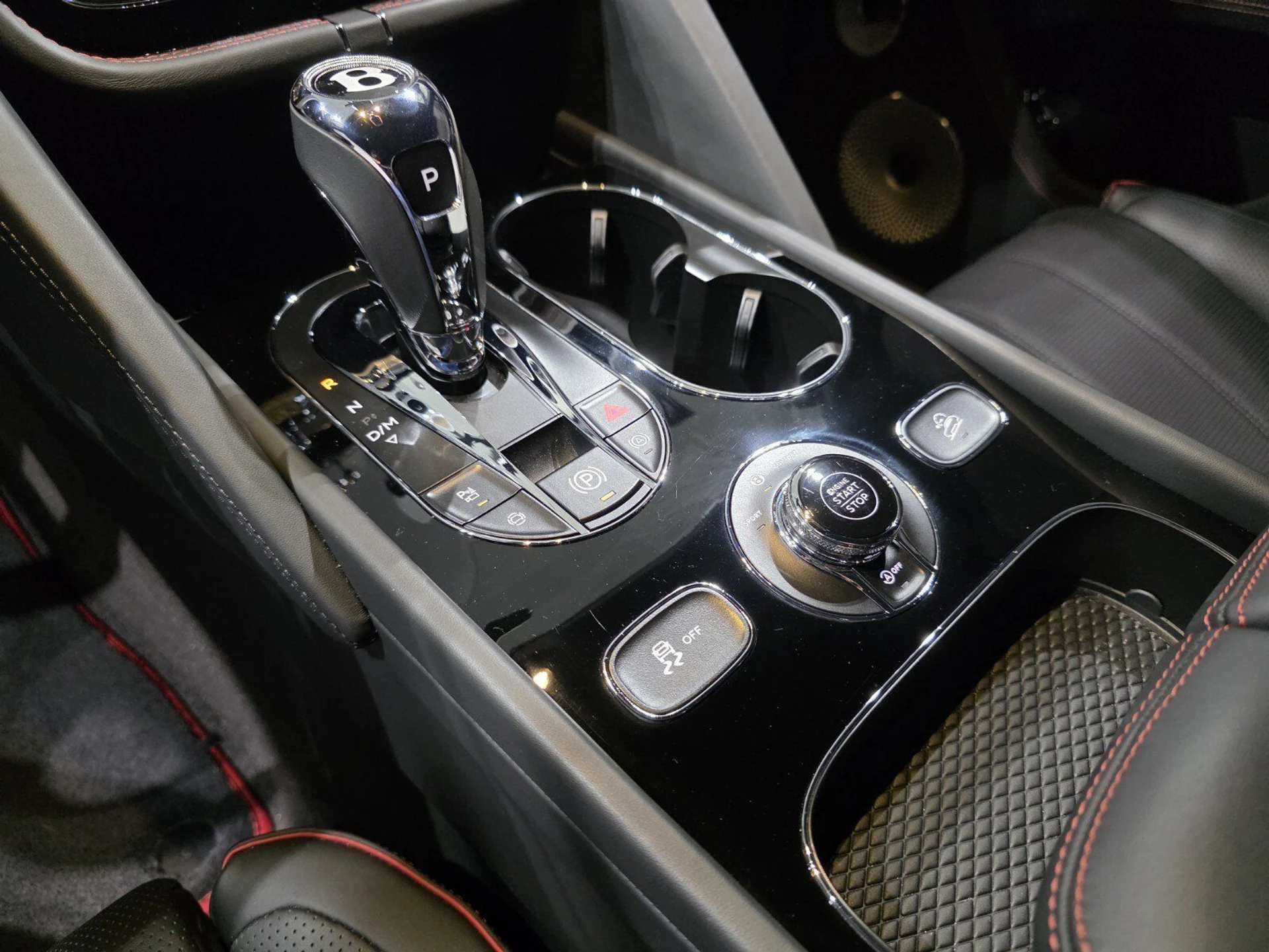 mph017_3651694616_433e2c12dbcedfc1f6d0eb27e1534903_bbadd0c493