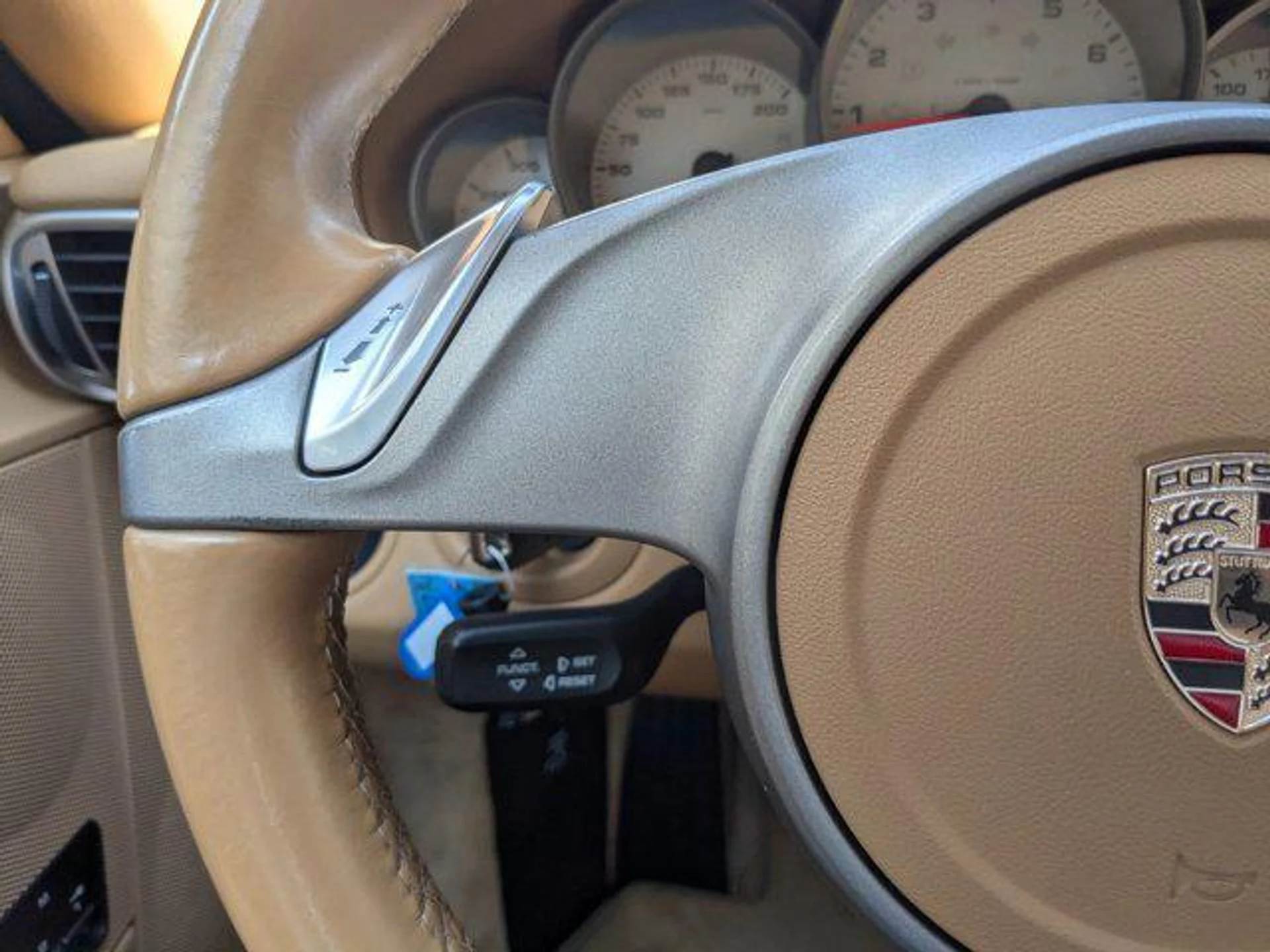 mph017_3665983457_M_Gj_M0_D_Lc7sco_C_Yymh_Co_J7_B_Jf6_Js_c8514abf02