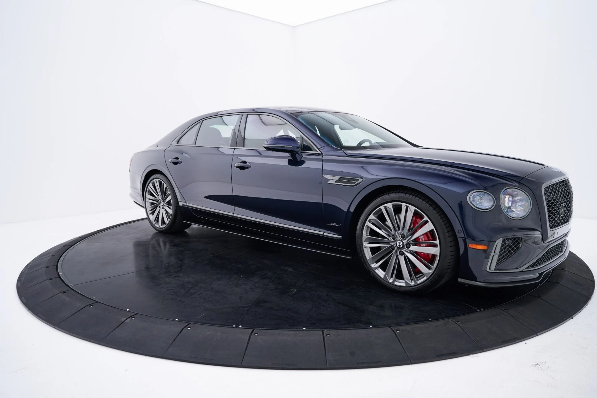 mph017_3666667306_Used_2025_Bentley_Flying_Spur_Speed_1793037800_e7689a099d