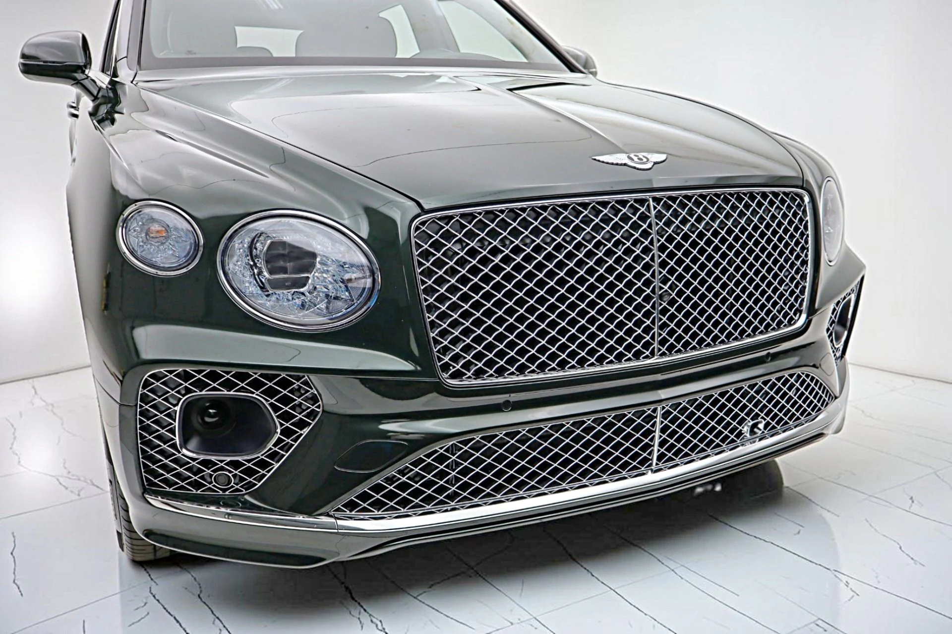 mph017_366804405_Used_2023_Bentley_Bentayga_Azure_V8_21fdf81b88