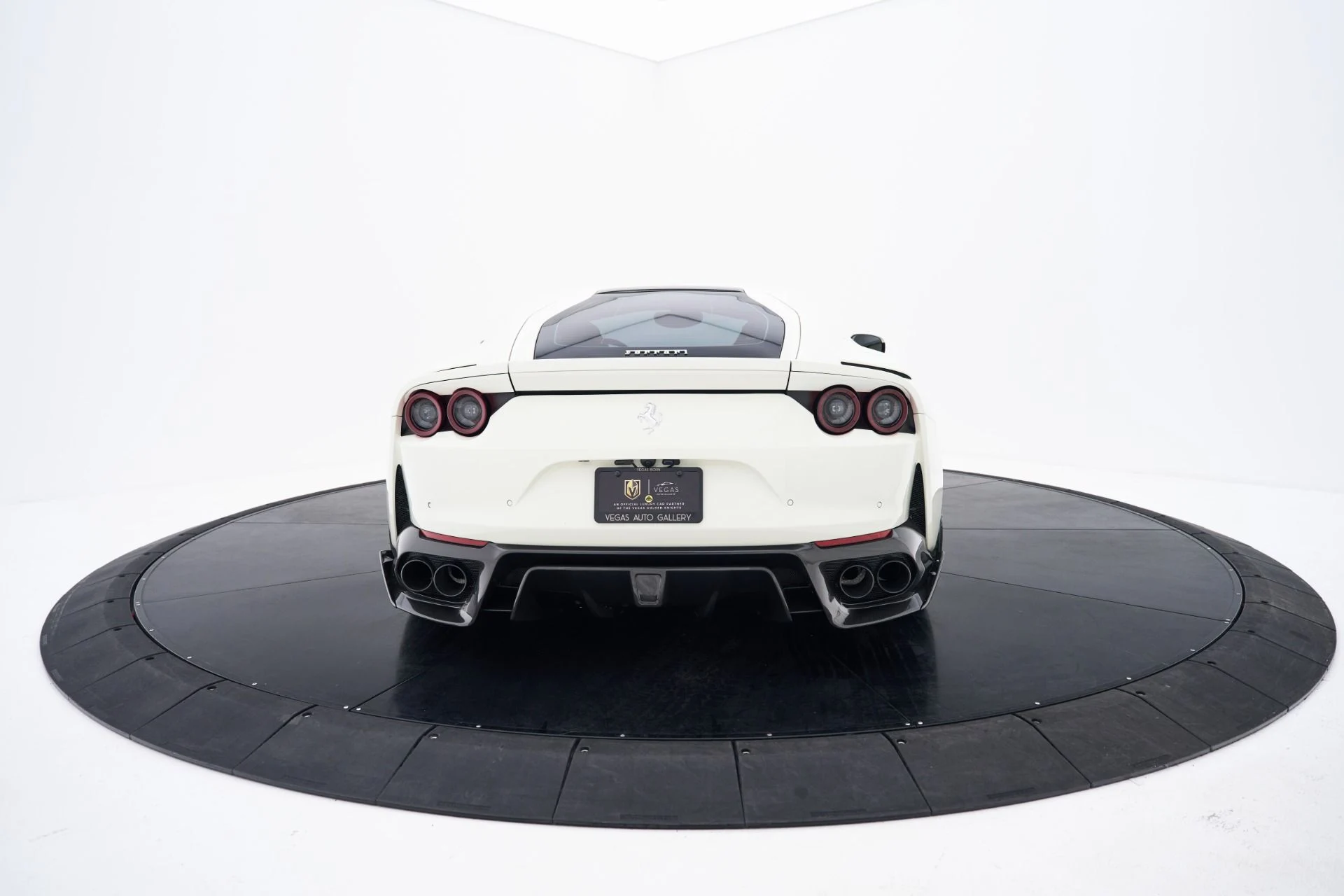 mph017_3671727700_Used_2018_Ferrari_812_Superfast_Base_1793220985_b40d0efe18