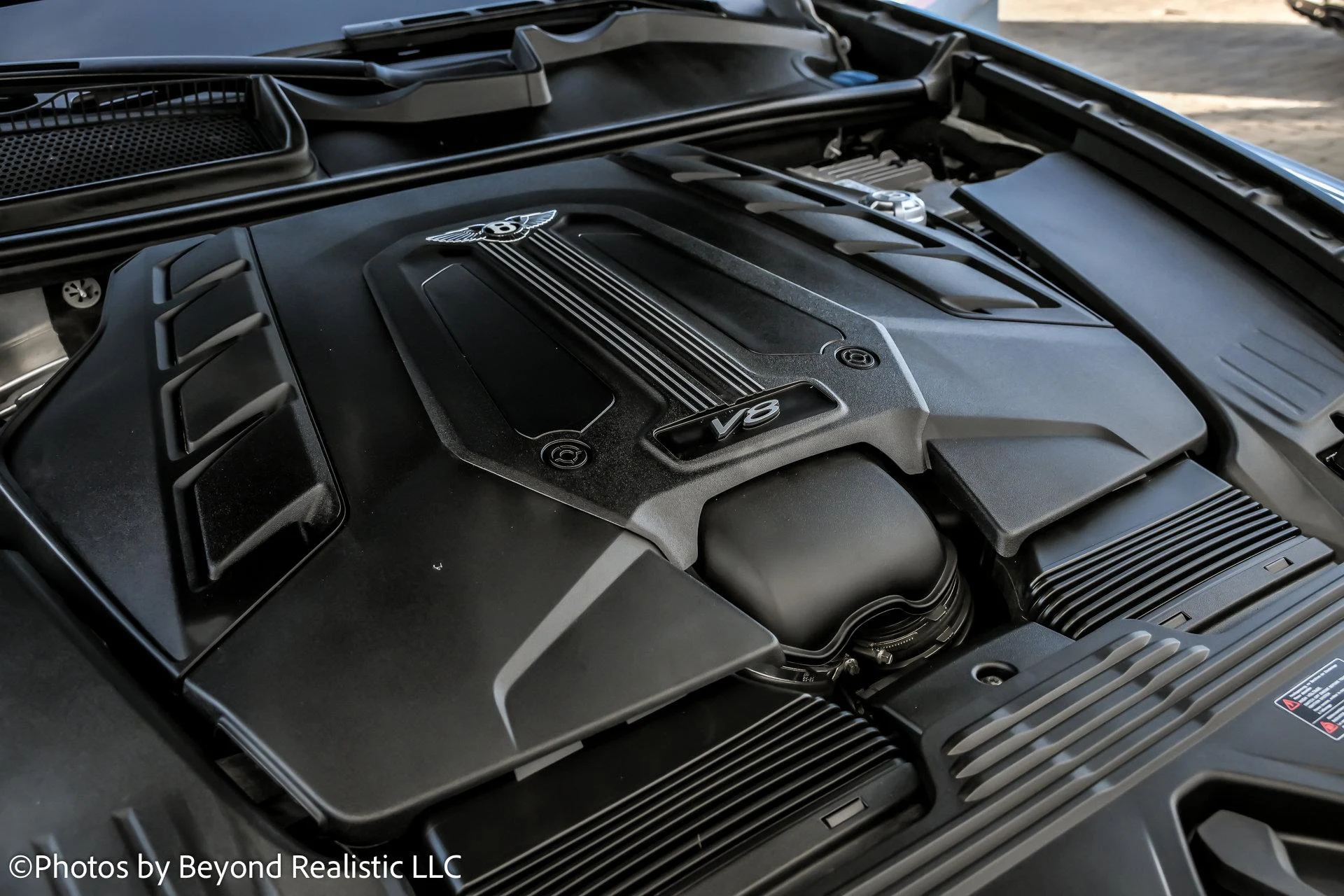 mph017_3672049177_Used_2021_Bentley_Bentayga_V8_First_Edition_1762852451_8a08083e2d