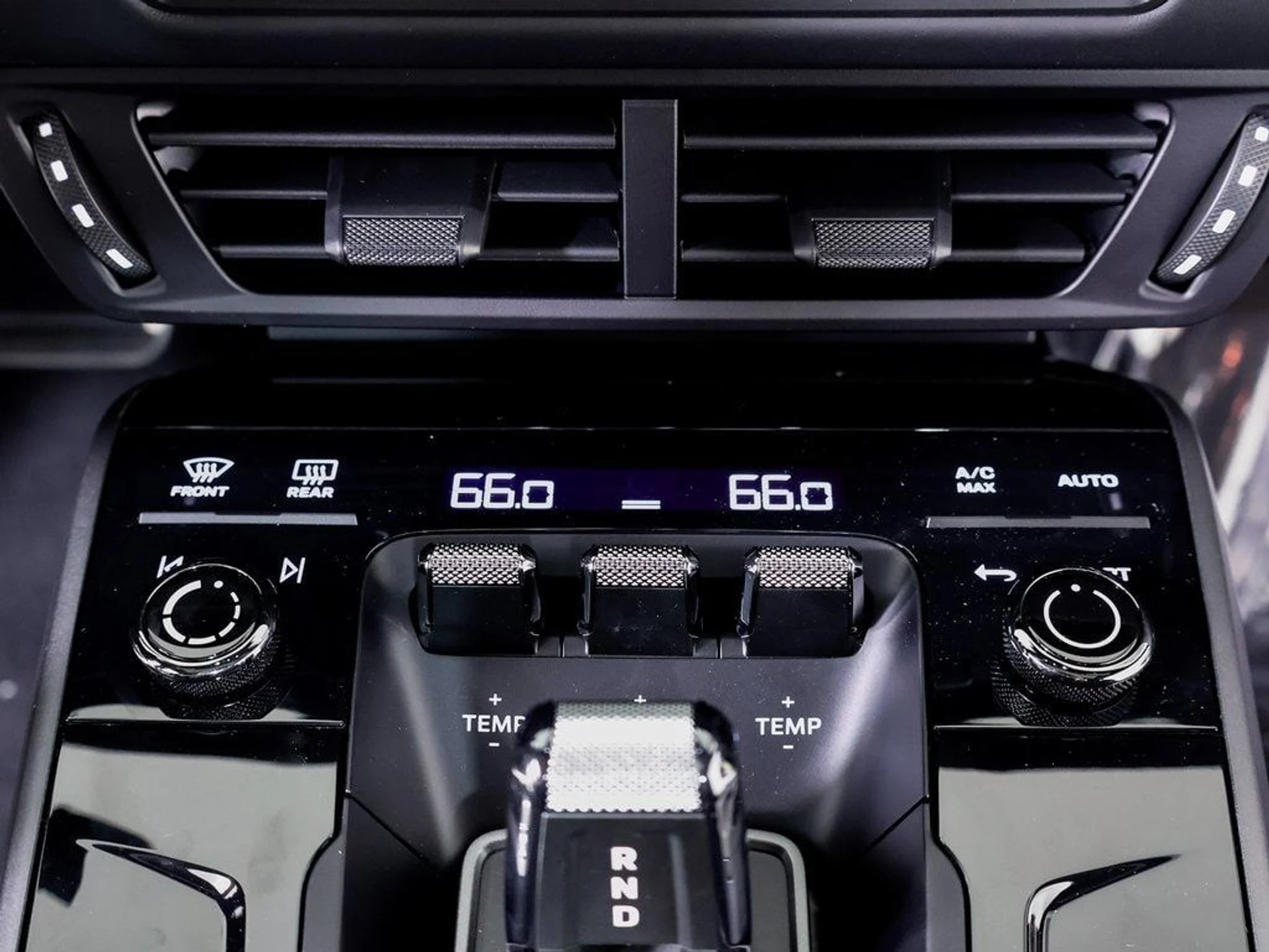 mph017_3677366093_5c78fbd152cf4093883eeddbe80d938fx_e8c27d6529