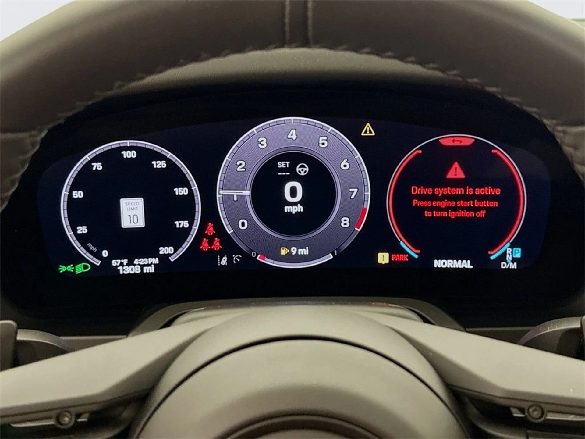 mph017_368593055_18e606fe24821cb4e3ad4e470ba7c809x_588f6bb8c1