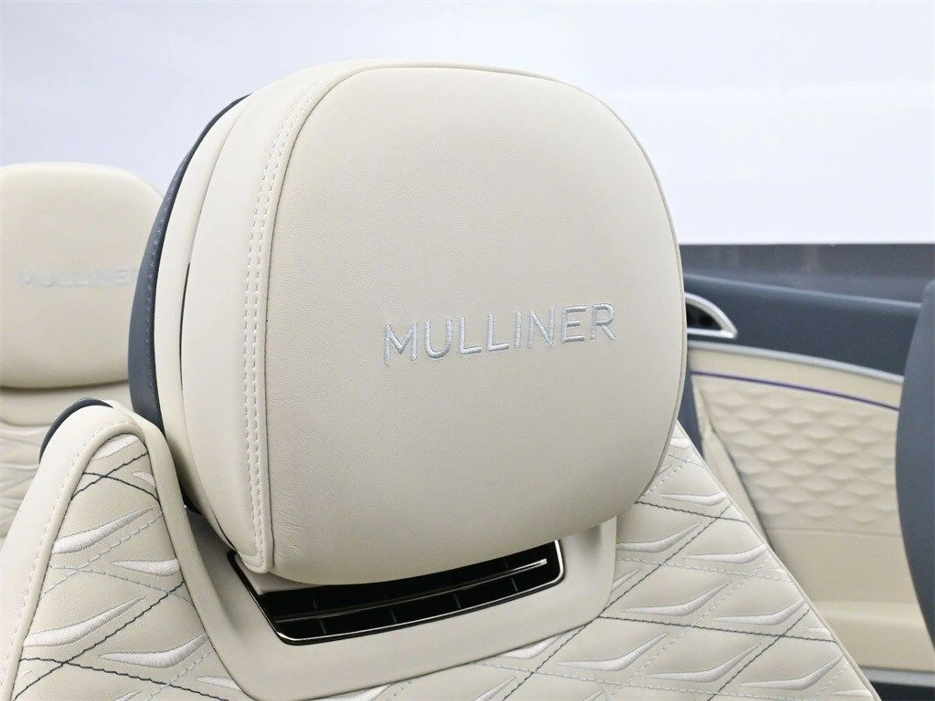 mph017_3686840801_6cd8ab2c067b662c364fc2d3f0dee107x_79e2f8859b