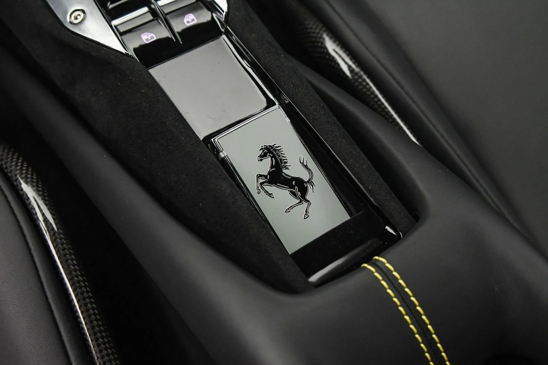 mph017_3688593582_dc77af88895d460997dff20e764faa69_830e4d34f3